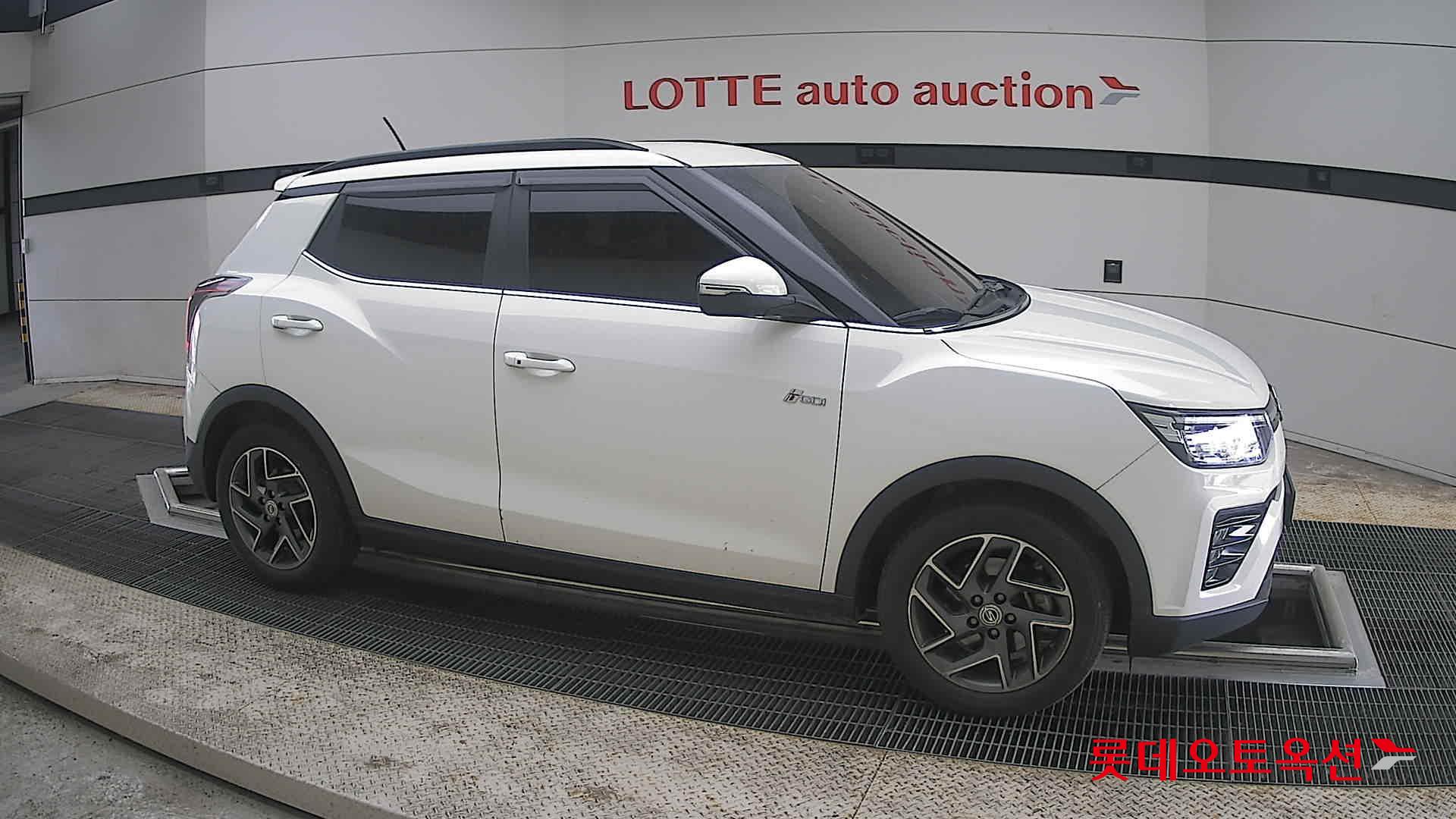 KG Mobility Tivoli 2022 - Image 22