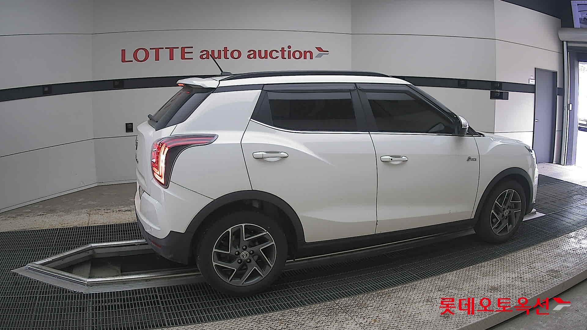 KG Mobility Tivoli 2022 - Image 20