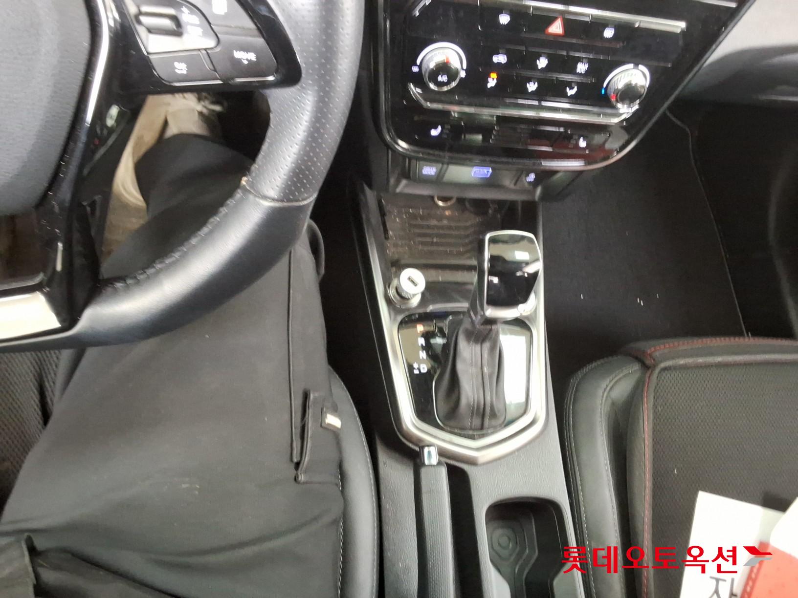 KG Mobility Tivoli 2022 - Image 34