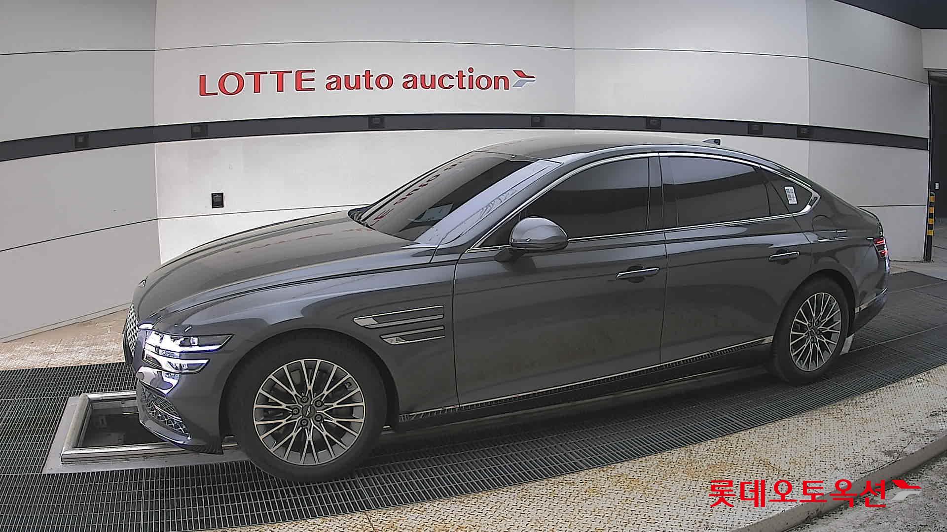 Genesis G80 - 12