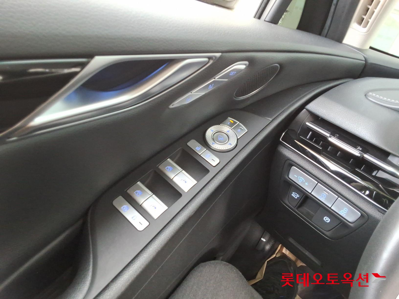 Genesis G80 - 29
