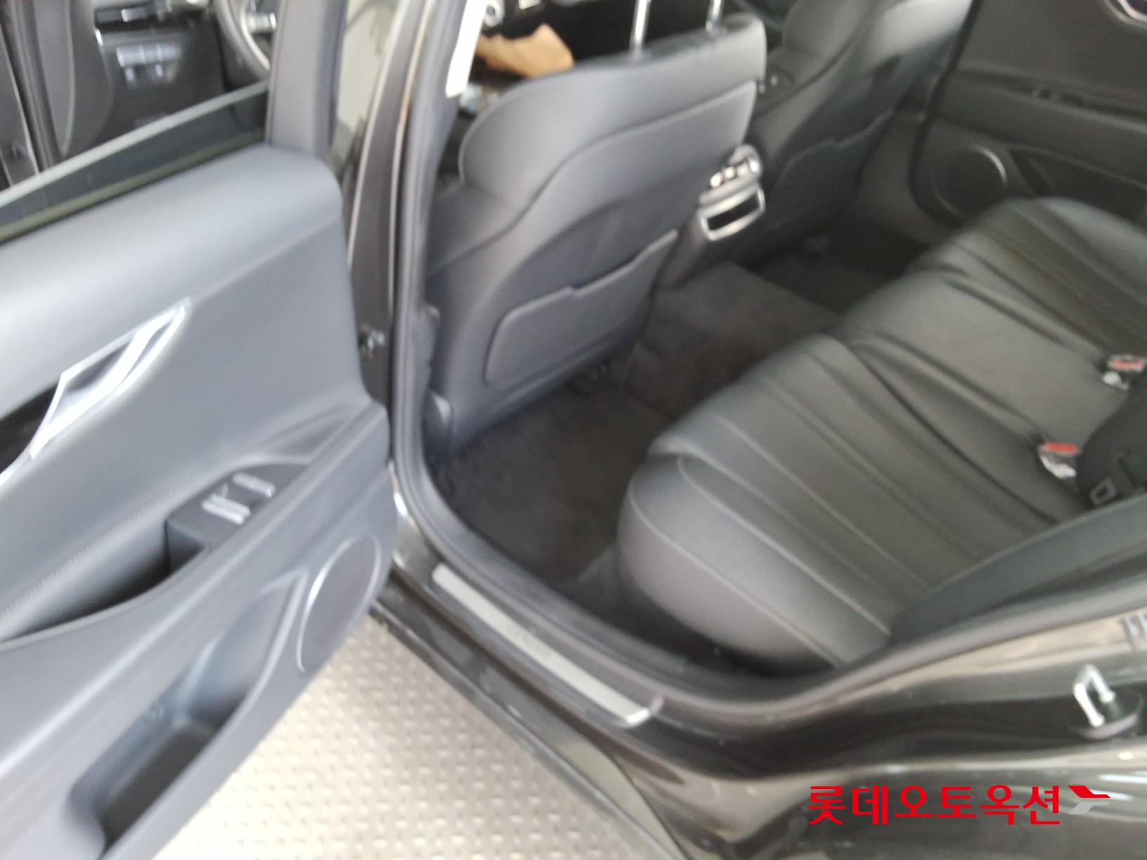 Genesis G80 - 38