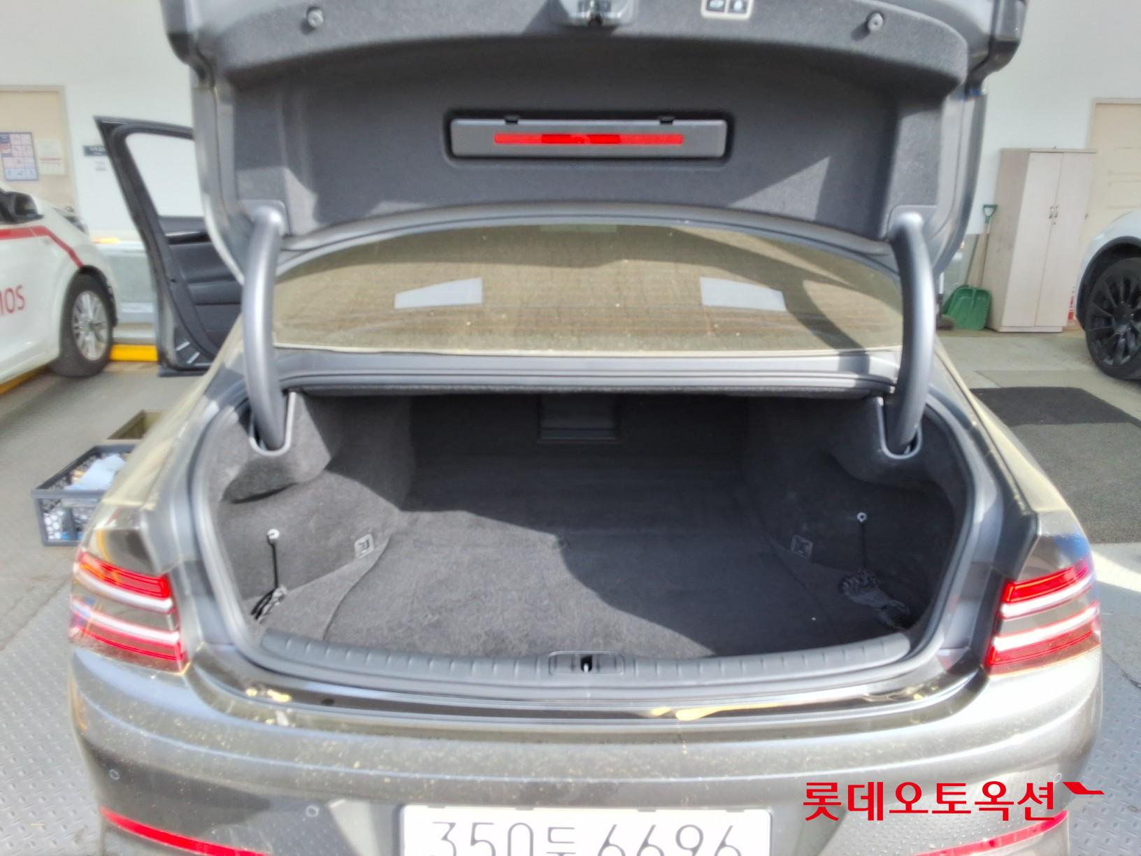 Genesis G80 - 9
