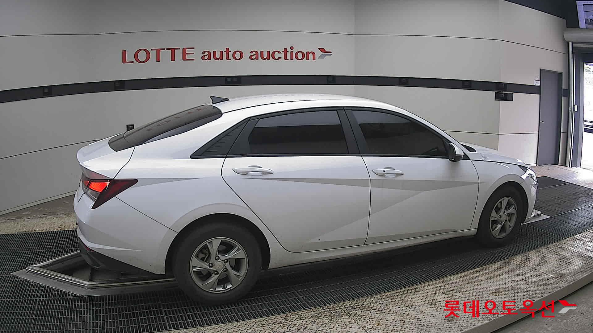 현대자동차 아반떼 2022 - 이미지 20