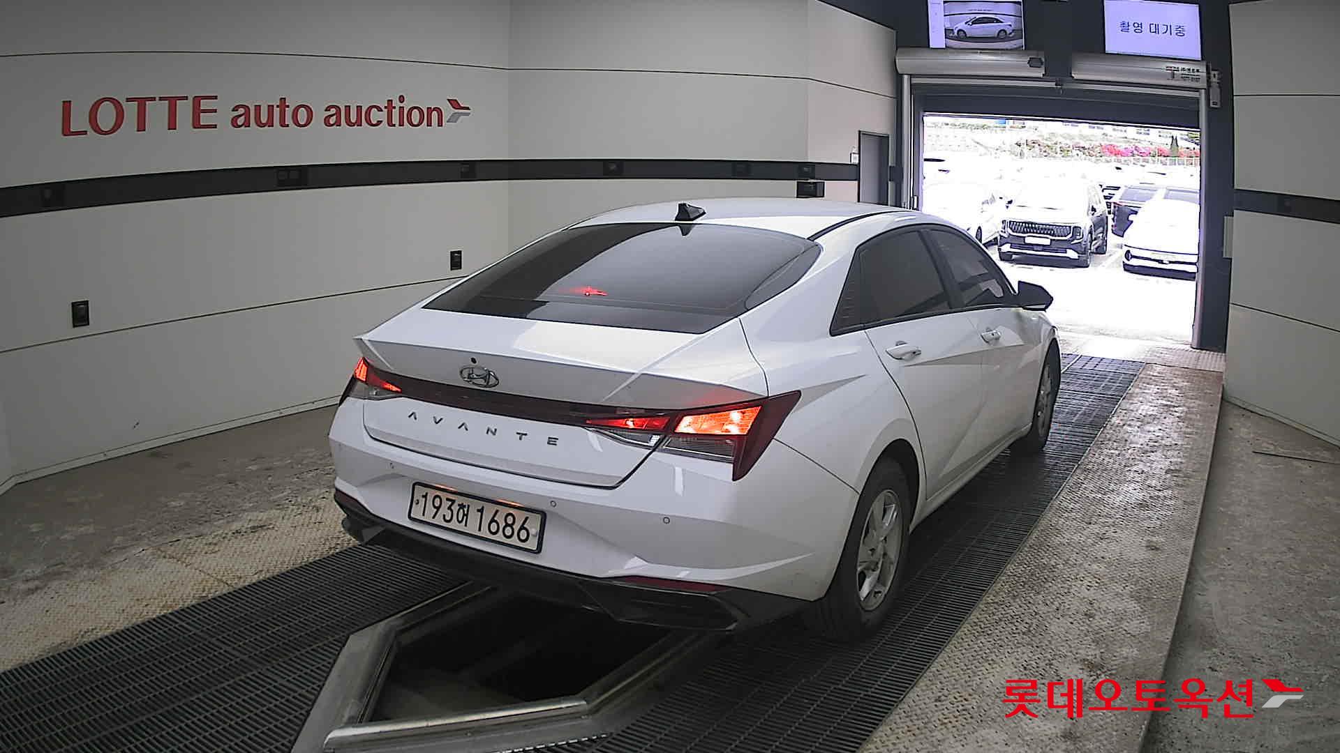 현대자동차 아반떼 2022 - 이미지 18