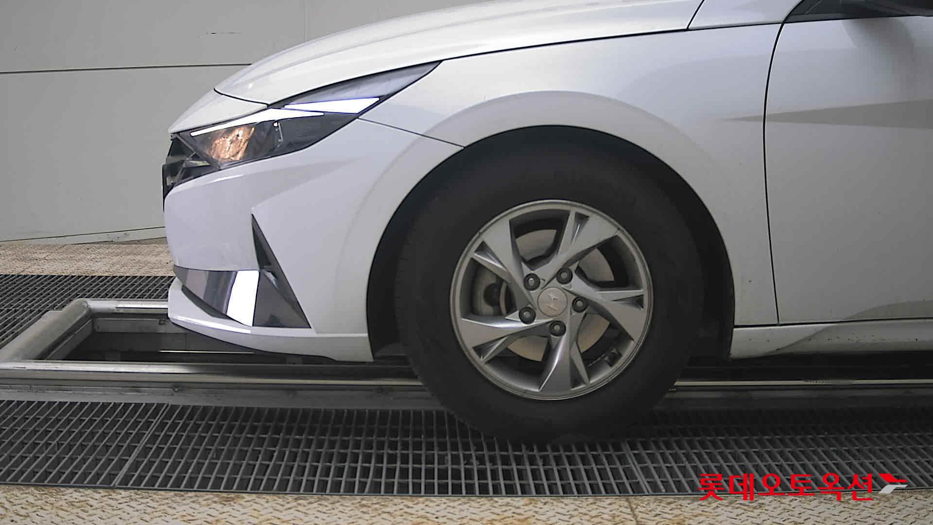 현대자동차 아반떼 2022 - 이미지 25