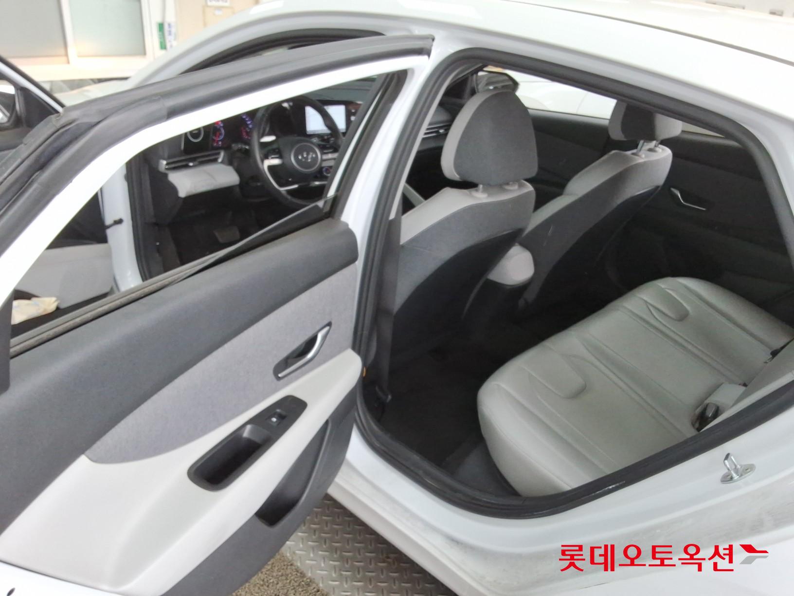 현대자동차 아반떼 2022 - 이미지 37