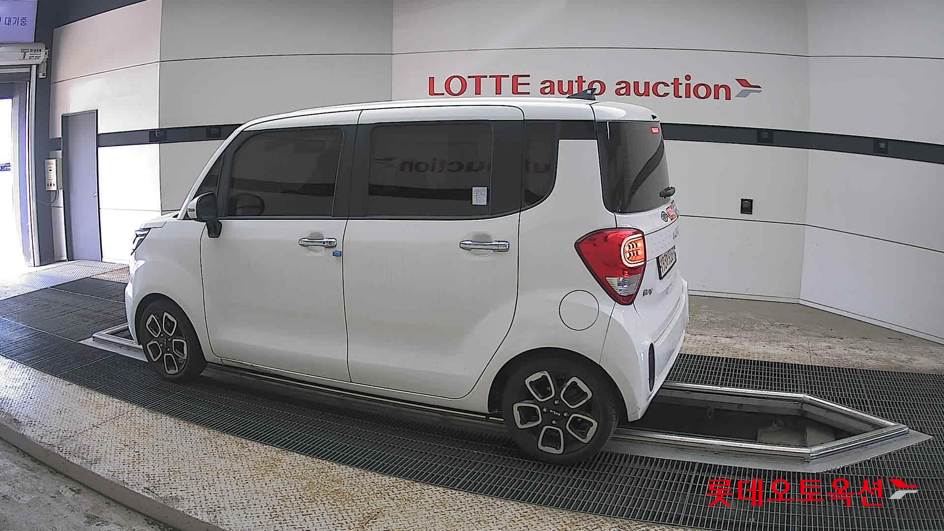 Kia Ray - 14