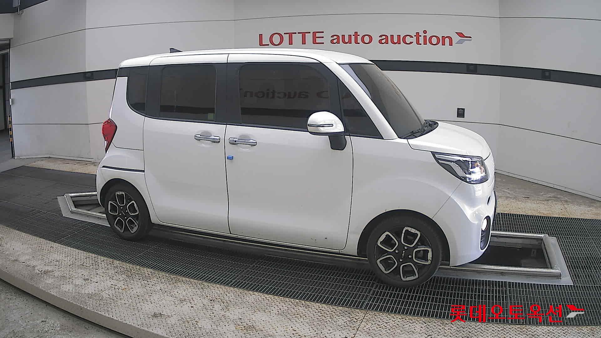 Kia Ray - 22