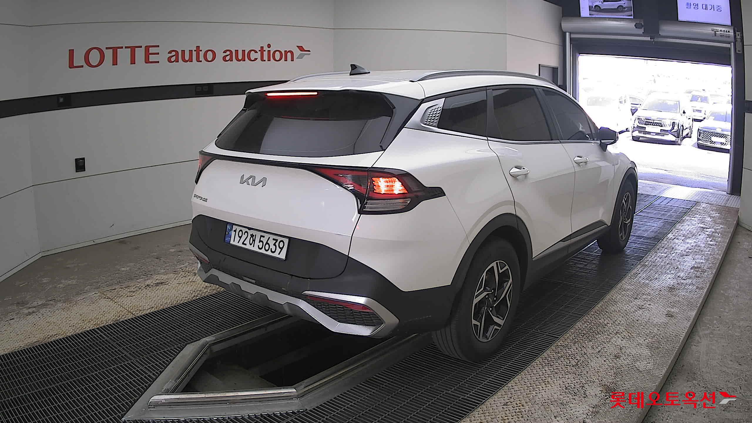 Kia Sportage 2023 - Image 5