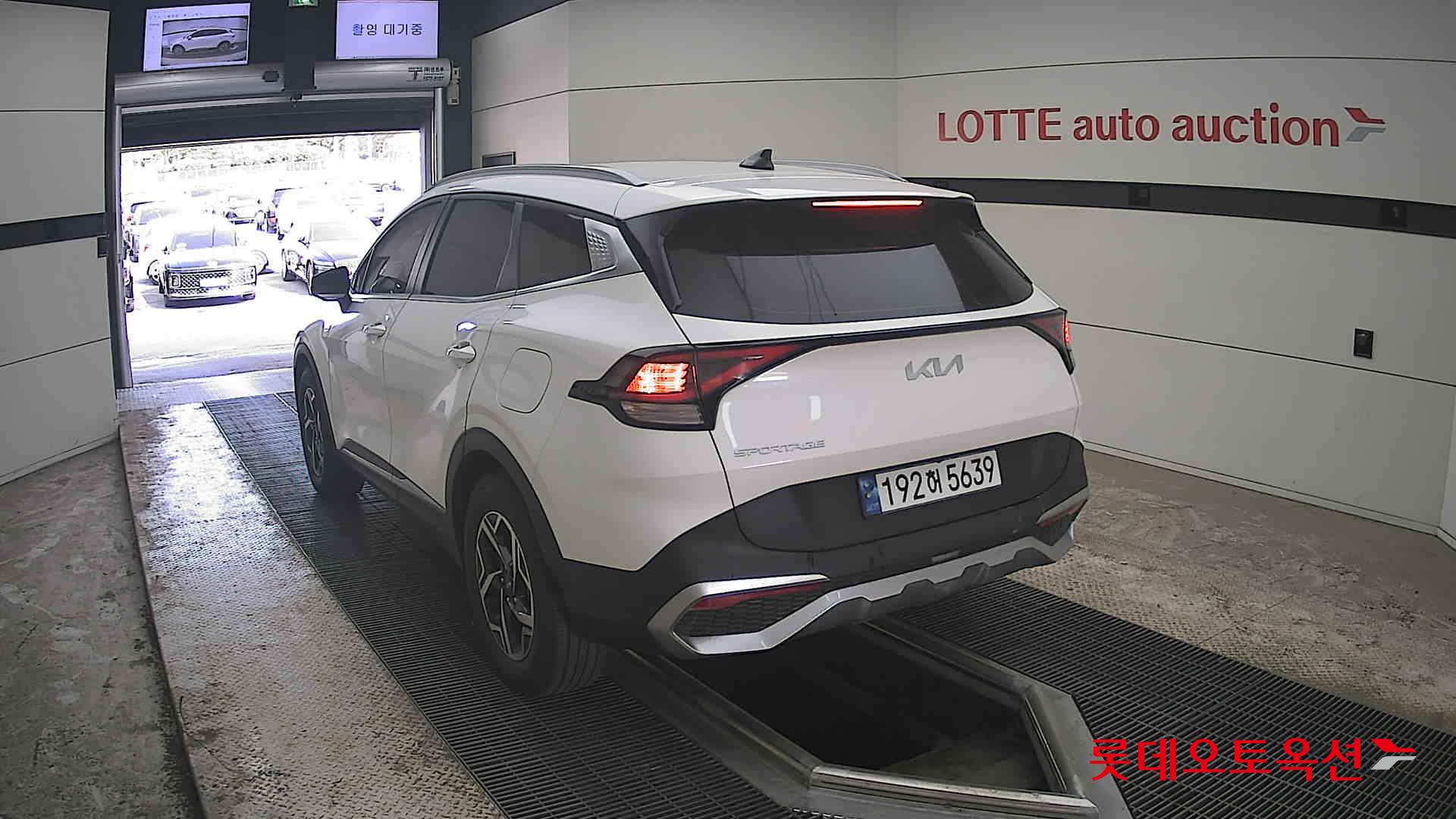 Kia Sportage 2023 - Image 16