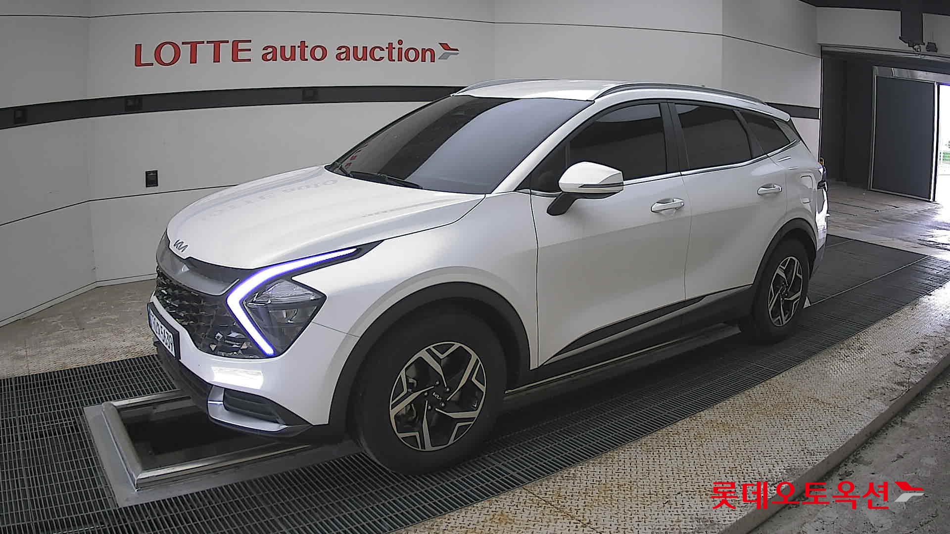 Kia Sportage 2023 - Image 11