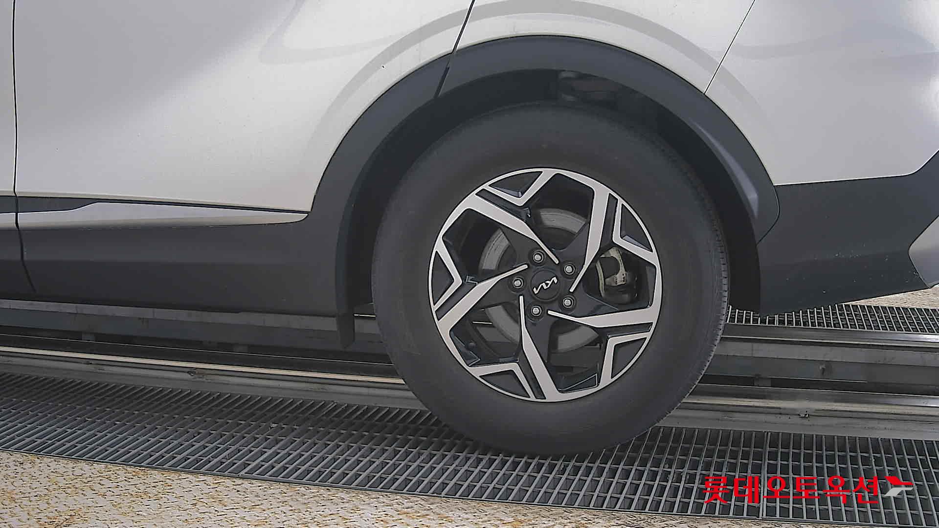 Kia Sportage 2023 - Image 26