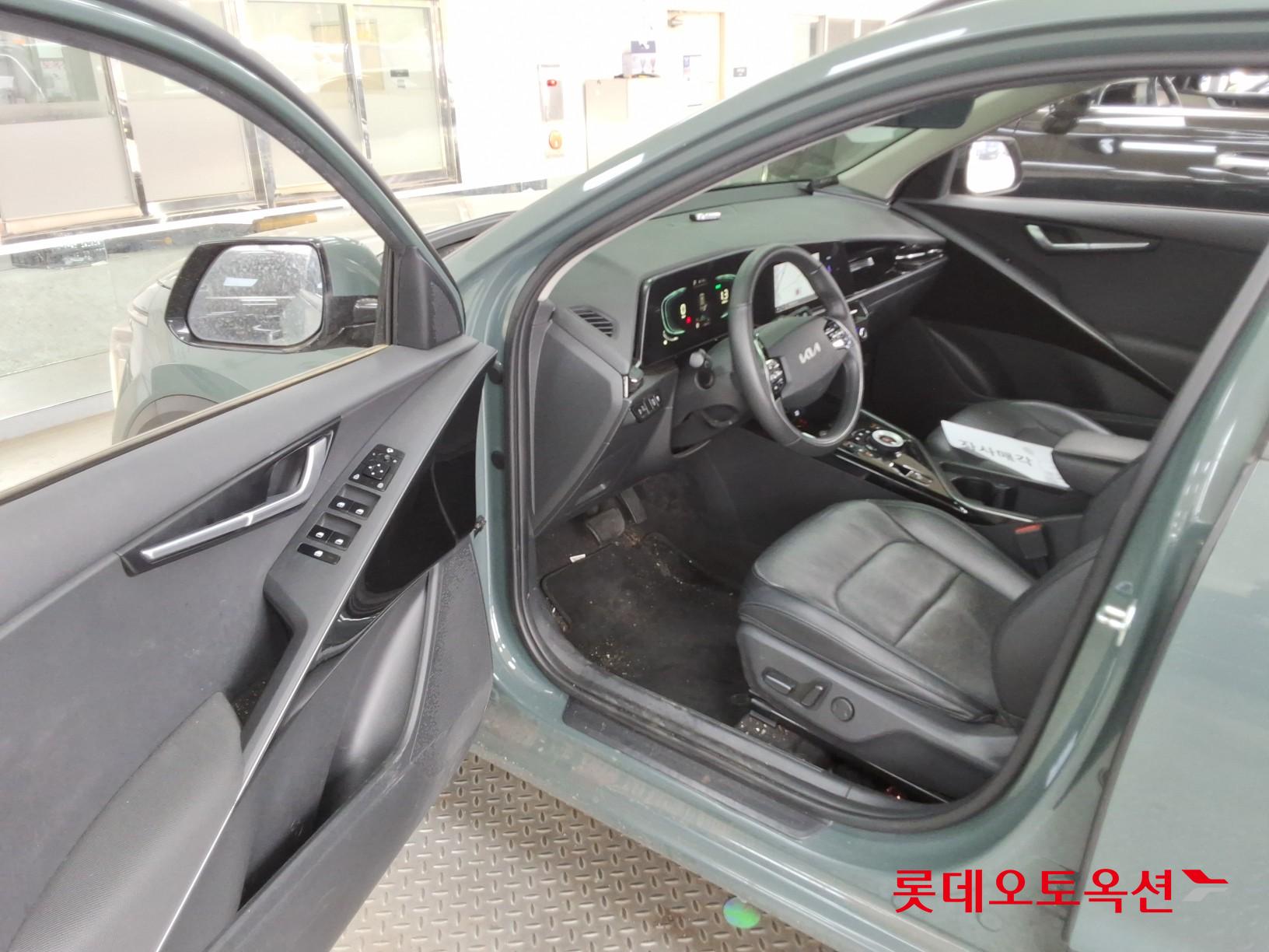 Kia Niro 2024 - Image 35