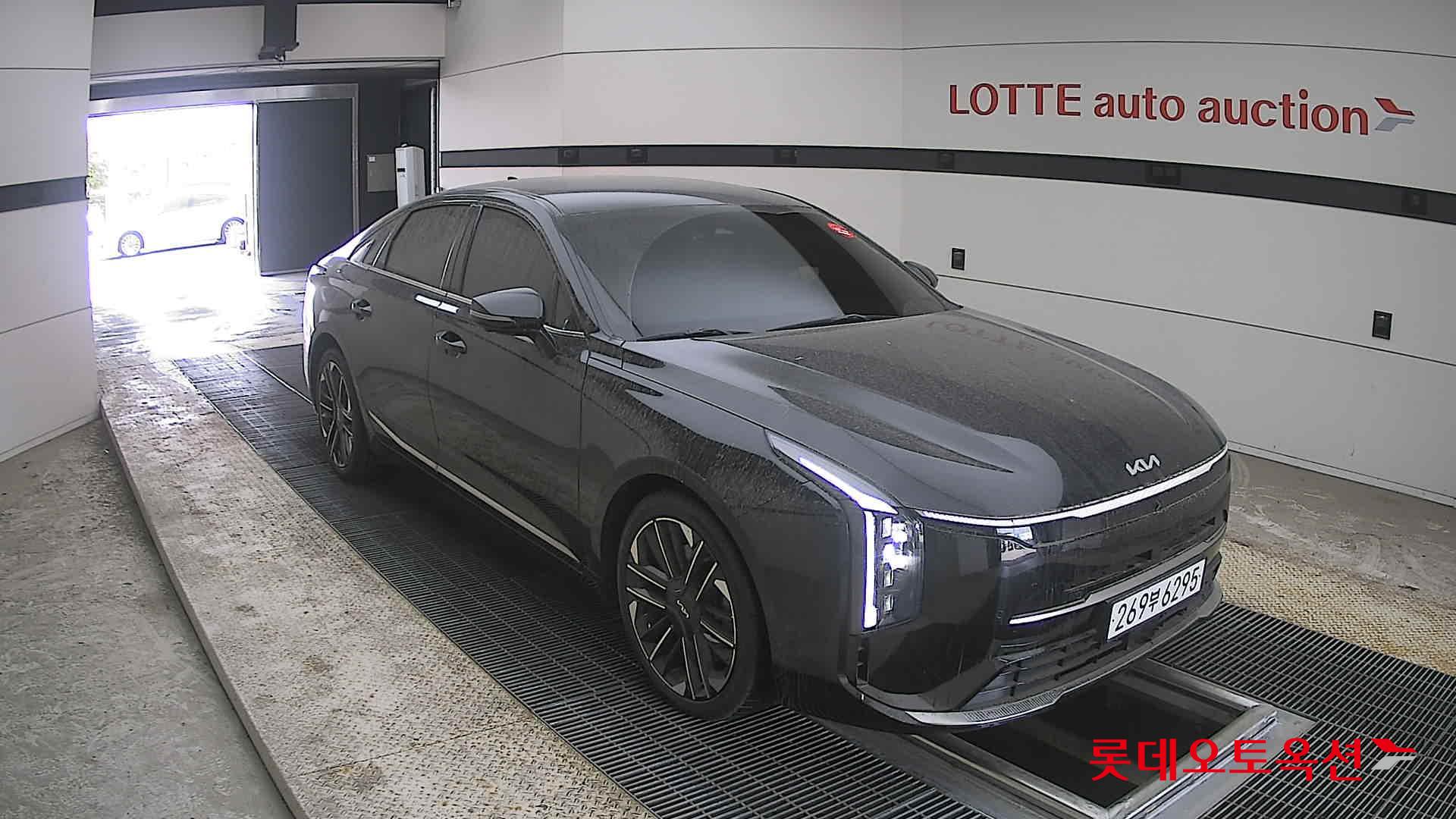 Kia K8 - 6