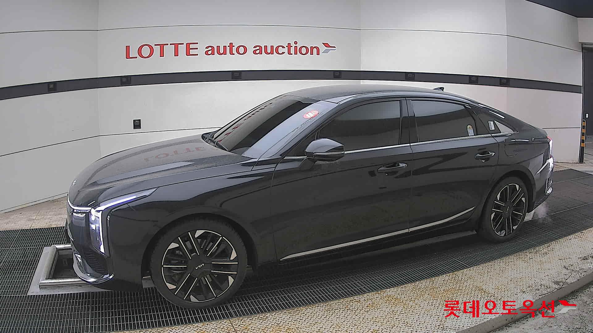 Kia K8 - 12