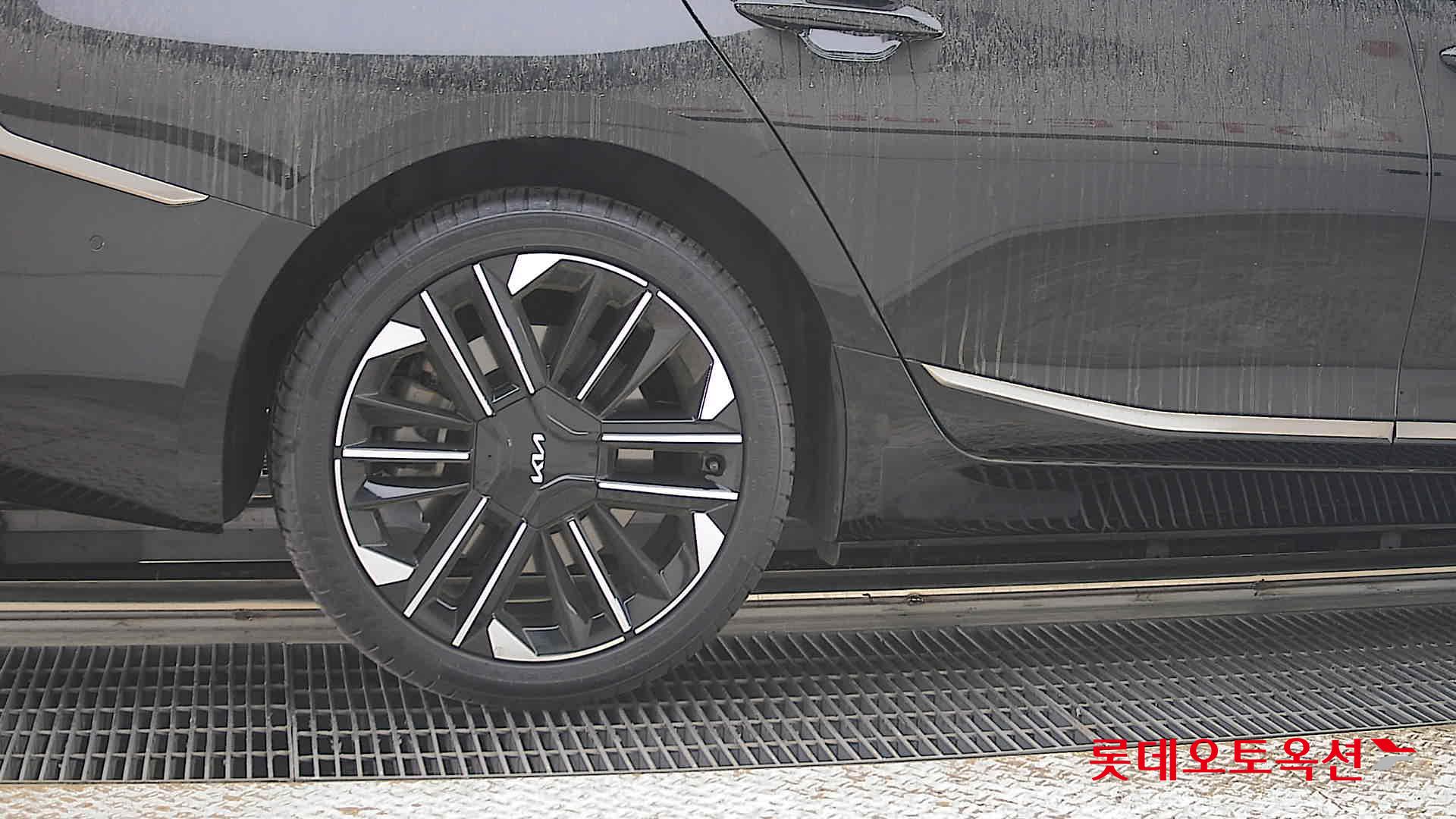 Kia K8 - 28