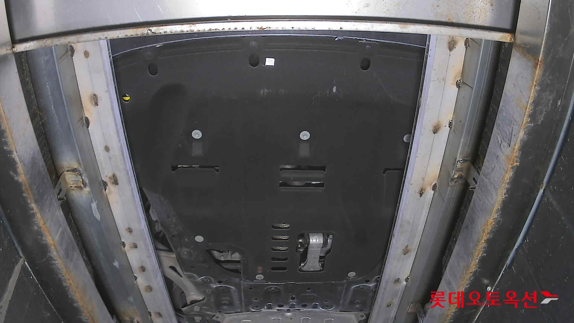Kia K8 - 8
