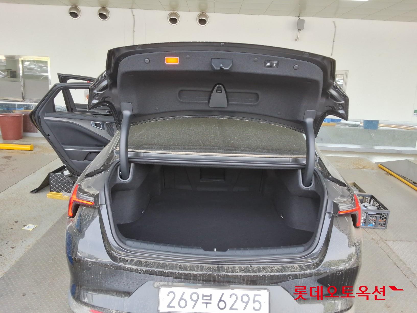 Kia K8 - 9