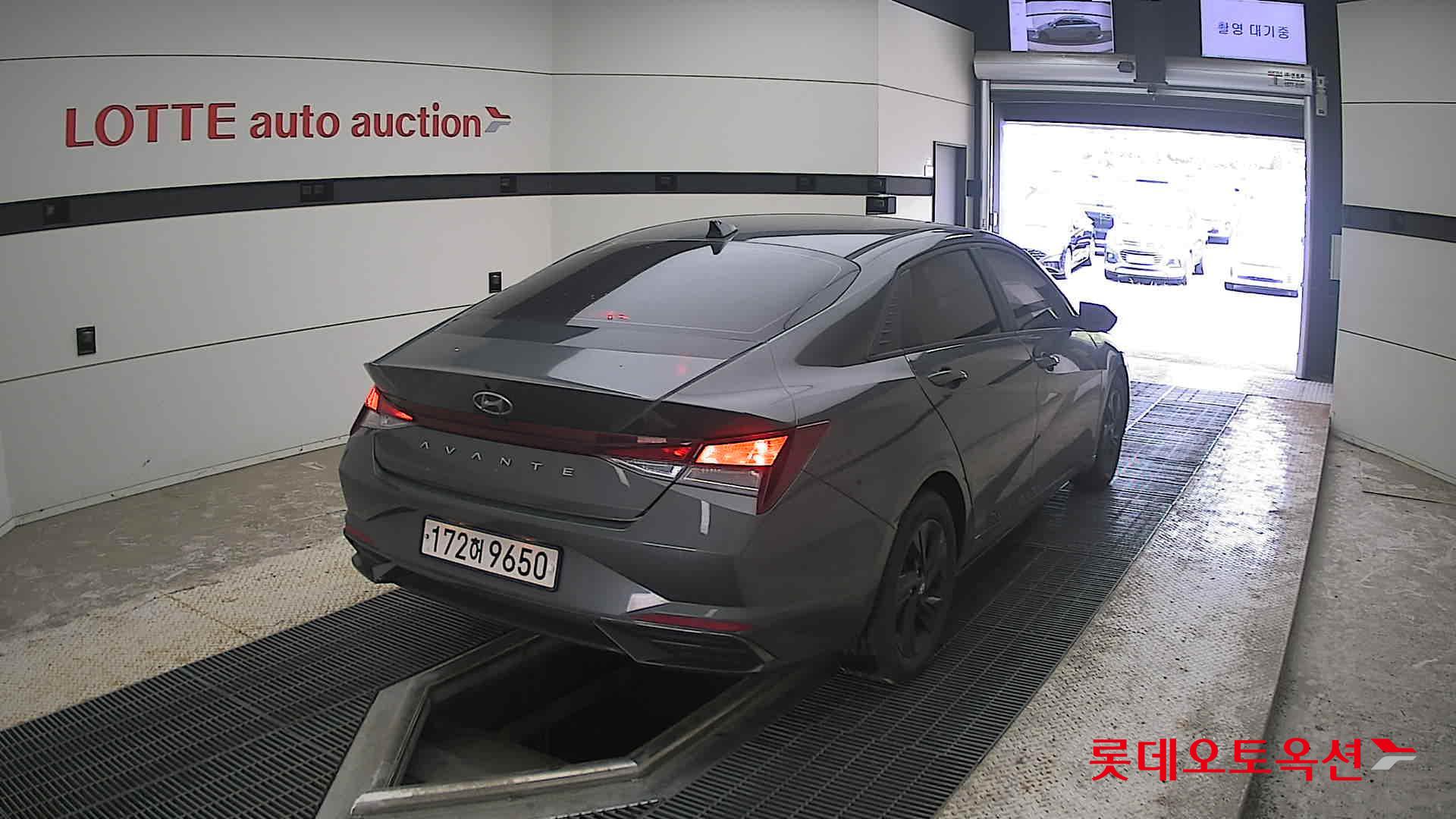 2023 - hyundai avante