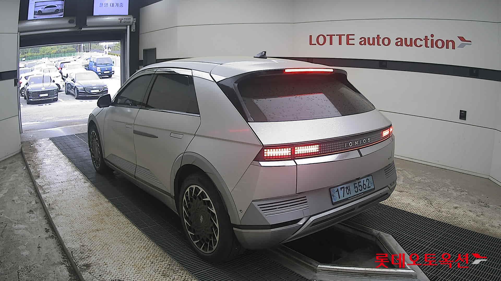 Hyundai Ioniq 5 - 4