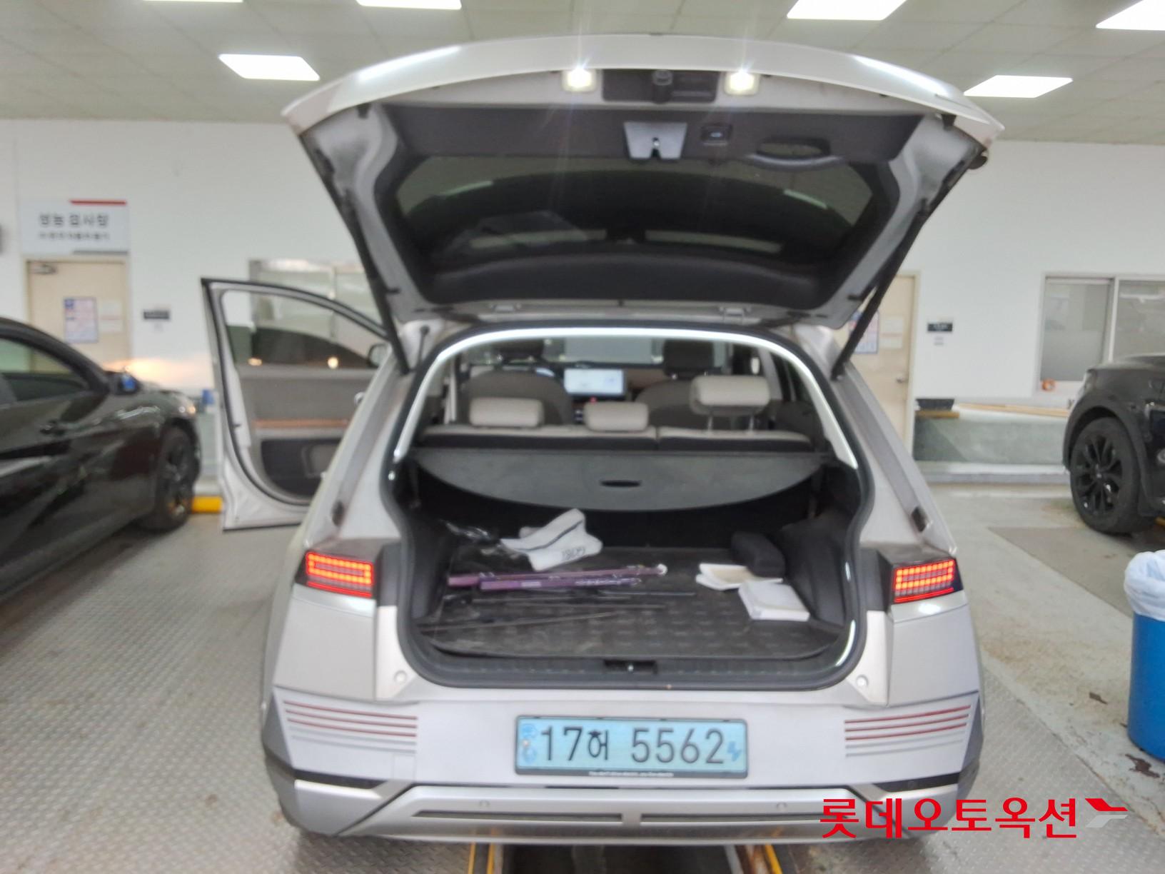 Hyundai Ioniq 5 - 38