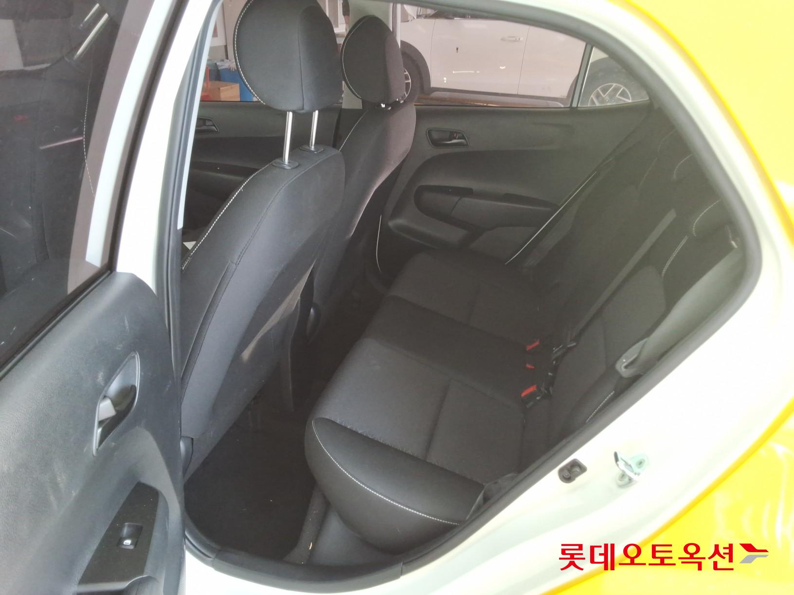 Kia Morning 2022 - Image 38