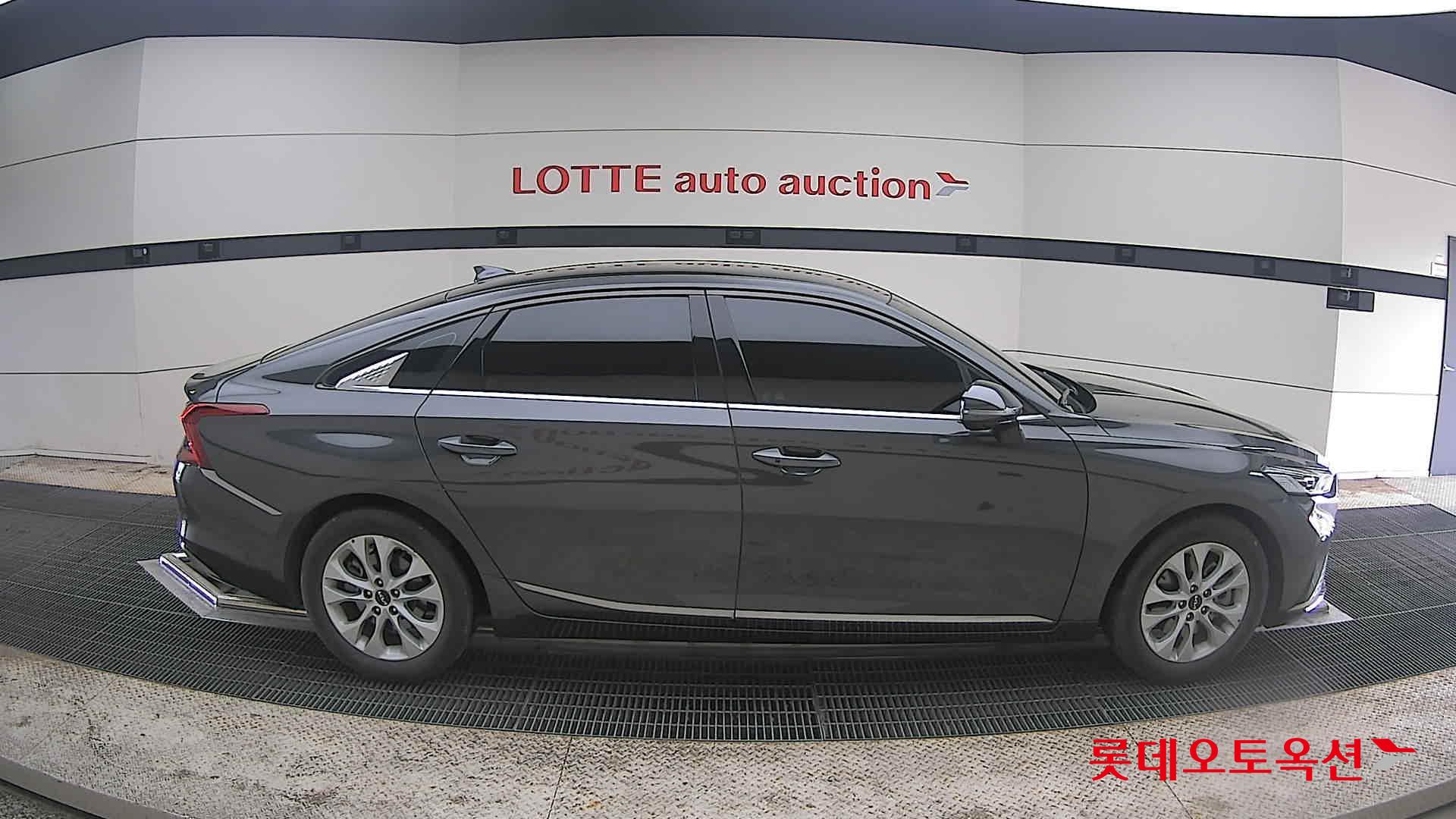 Kia K8 2022 - Image 21