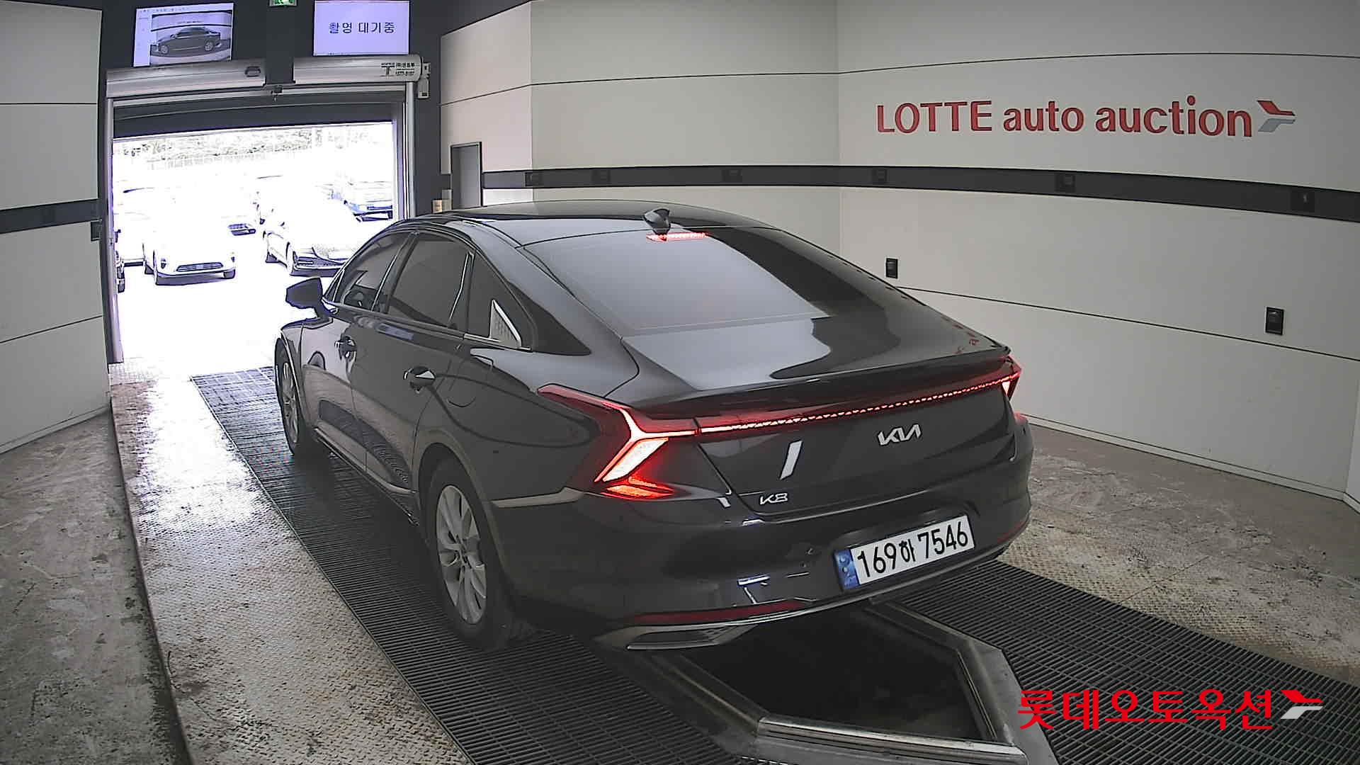 Kia K8 2022 - Image 16