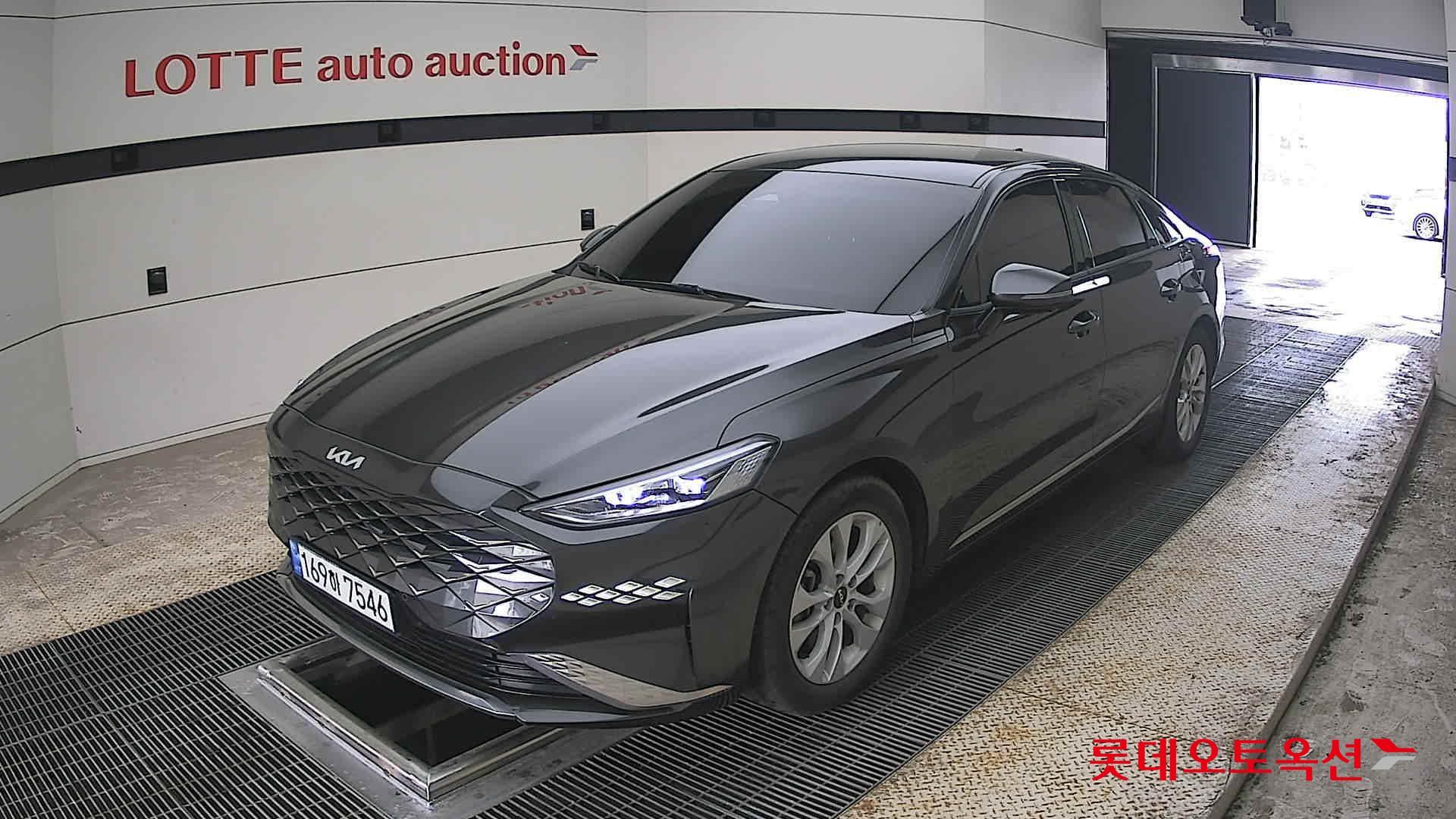 Kia K8 2022 - Image 3