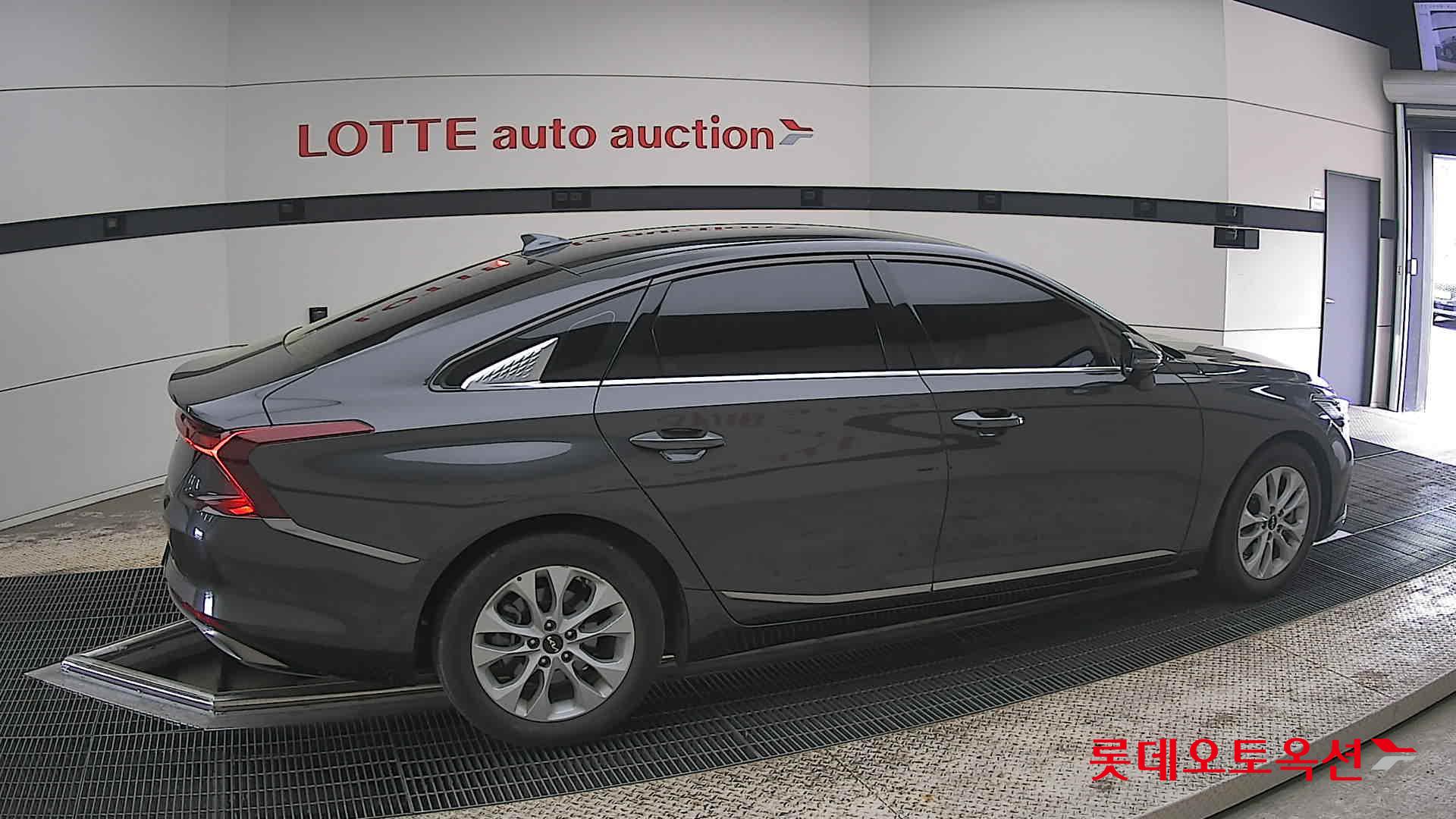 Kia K8 2022 - Image 20