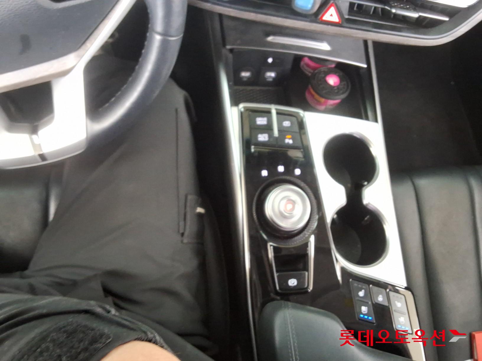 Kia K8 2022 - Image 34