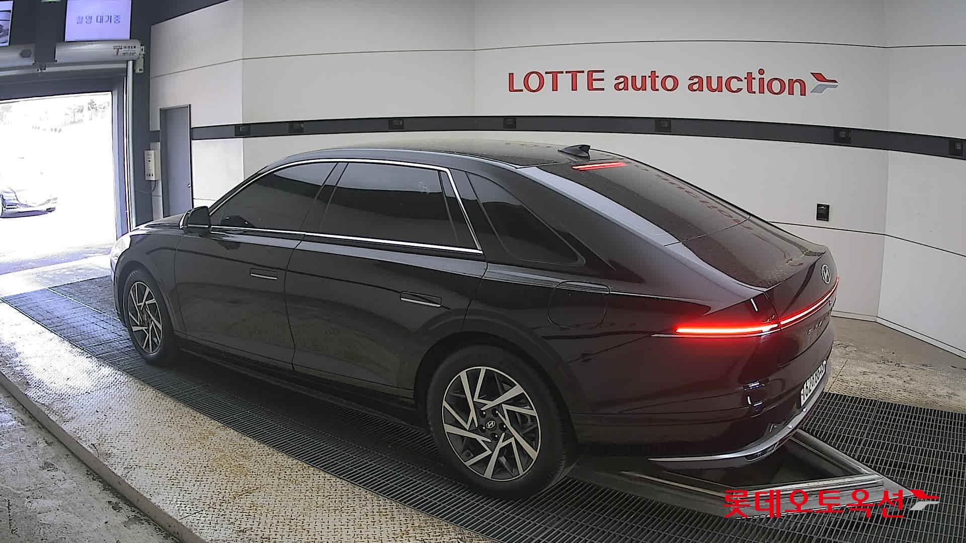 Hyundai Grandeur 2023 - Image 15