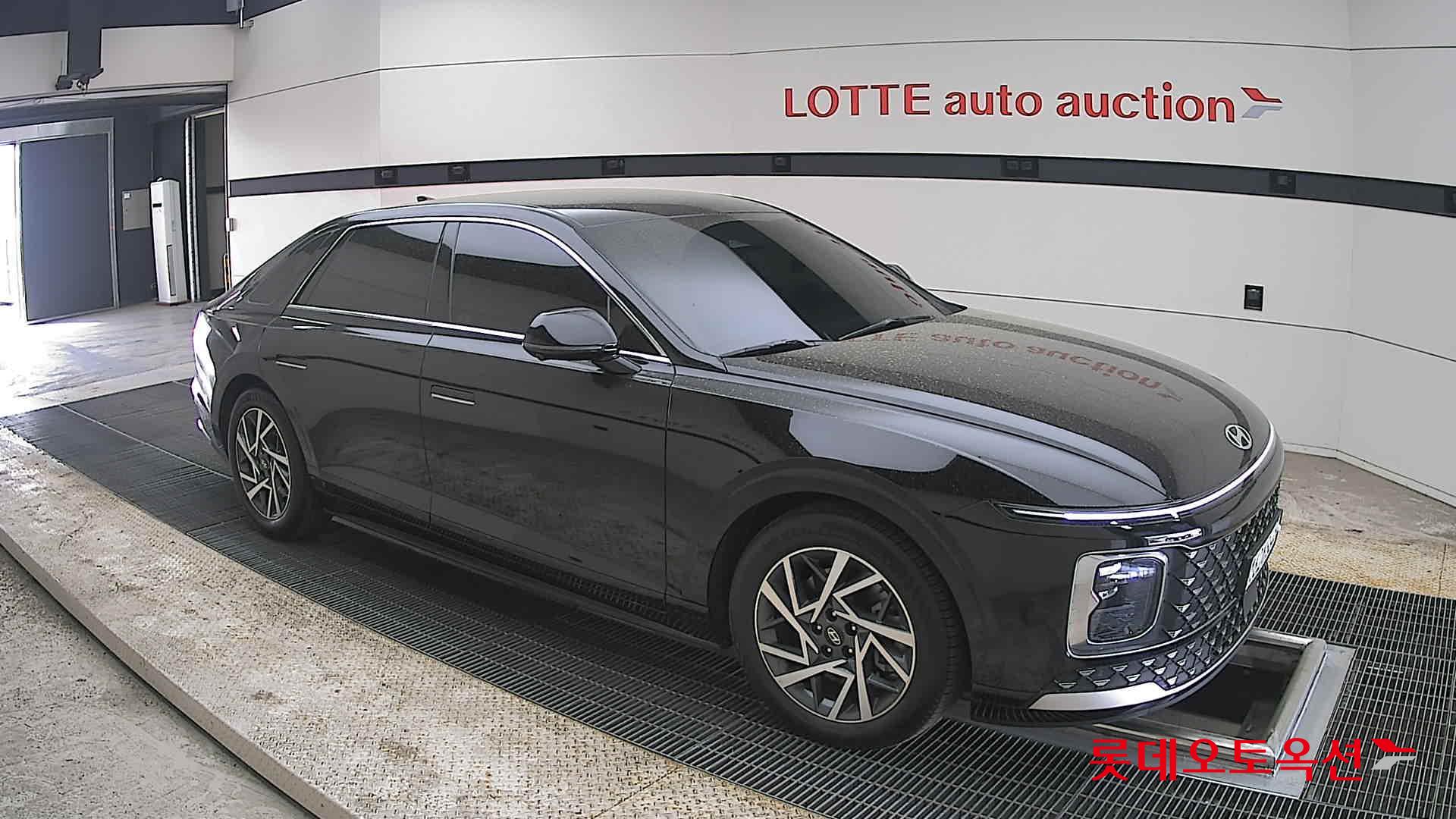 Hyundai Grandeur 2023 - Image 23