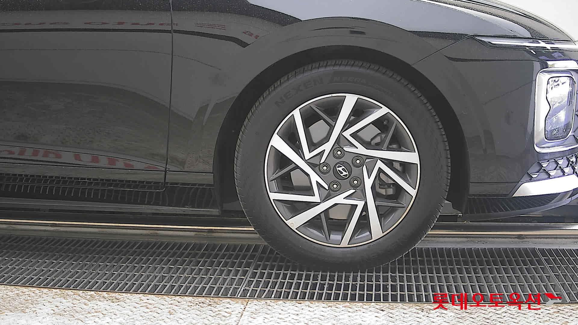 Hyundai Grandeur 2023 - Image 27