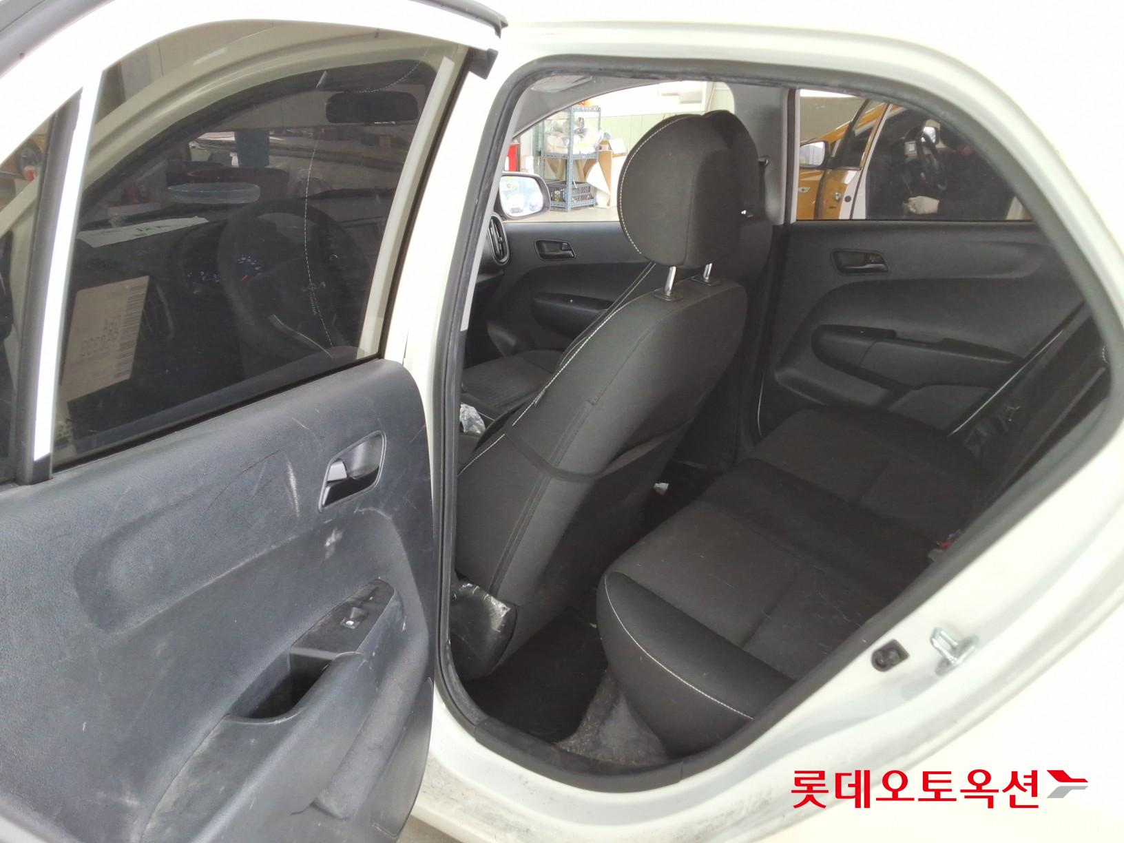 كيا مورنينج 2022 - صورة 36