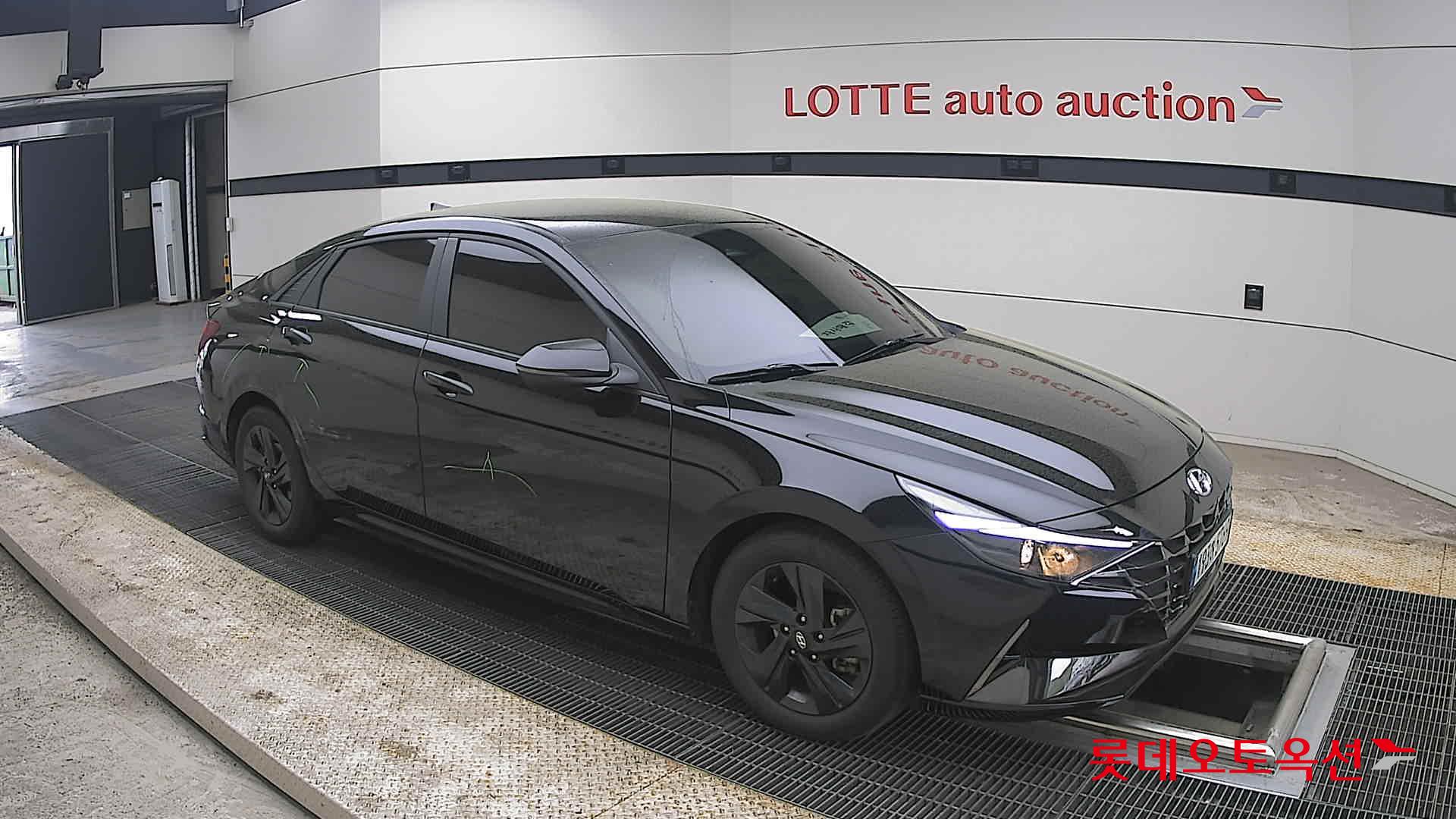 Hyundai Elantra 2023 - Image 23