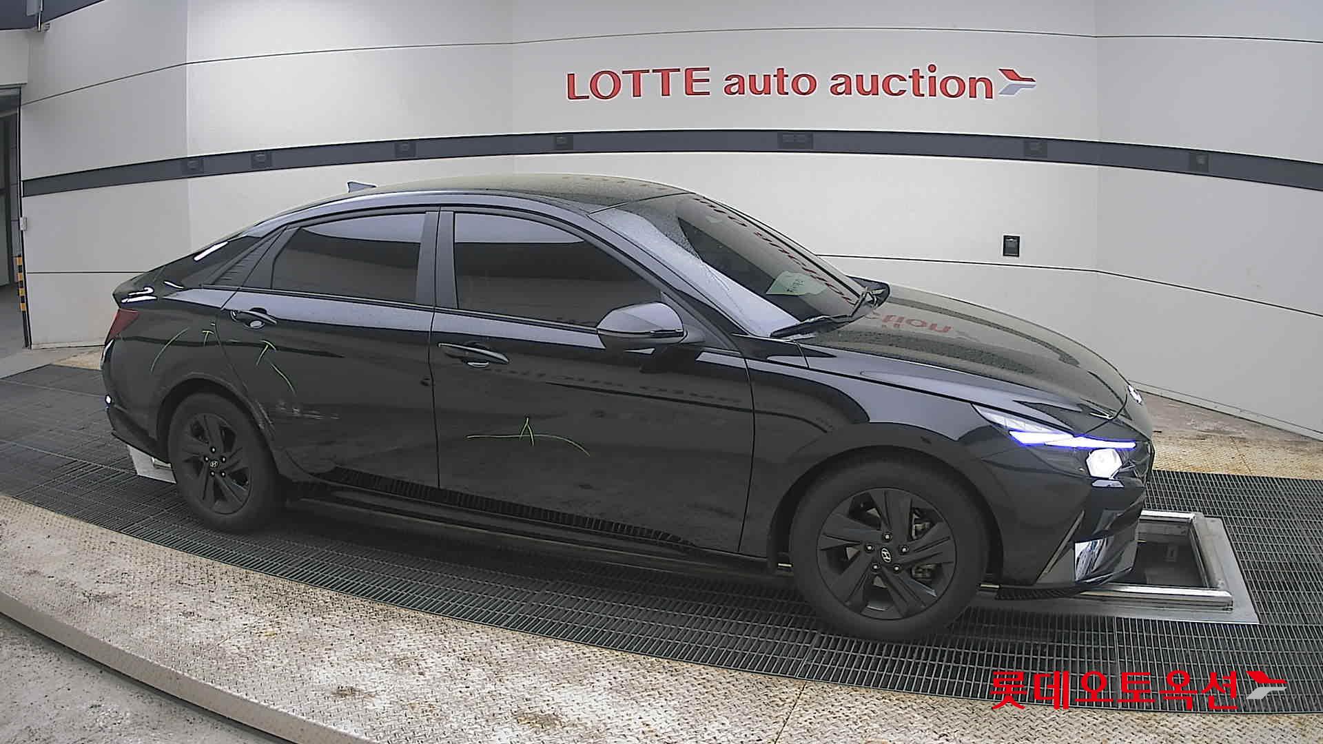 Hyundai Elantra 2023 - Image 22