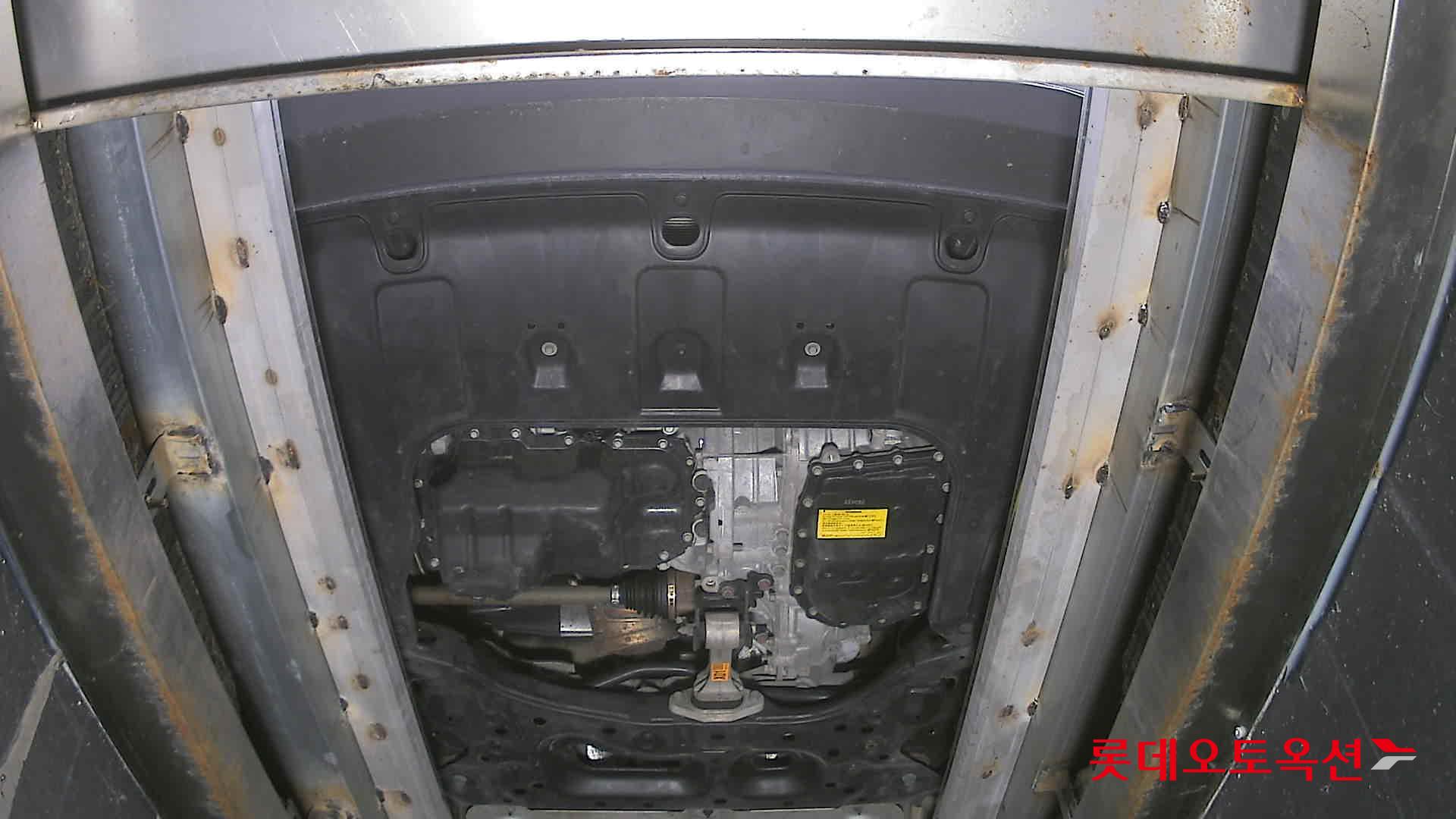 Hyundai Elantra 2023 - Image 8