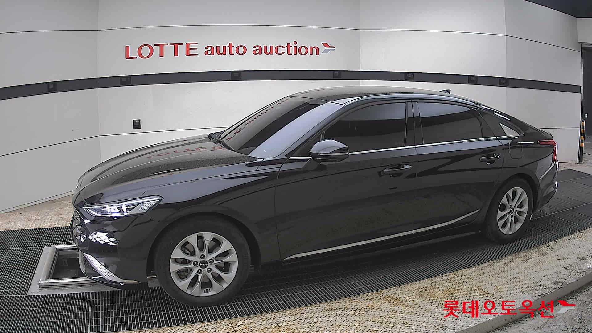 Kia K8 2022 - Image 12