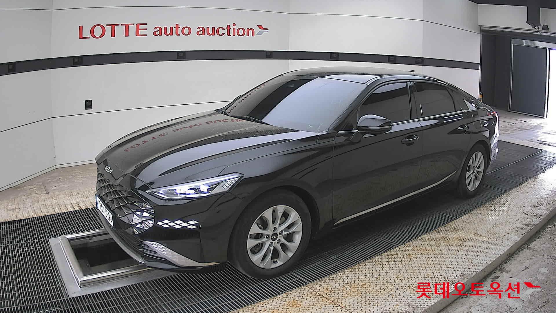 Kia K8 2022 - Image 11