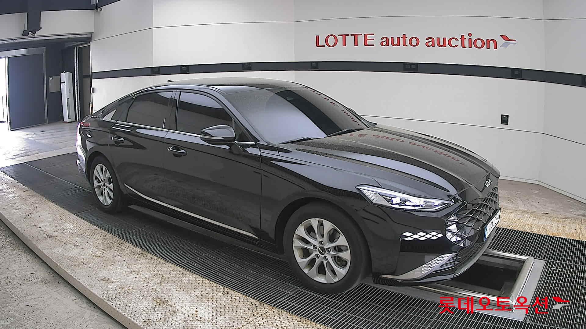 Kia K8 2022 - Image 23