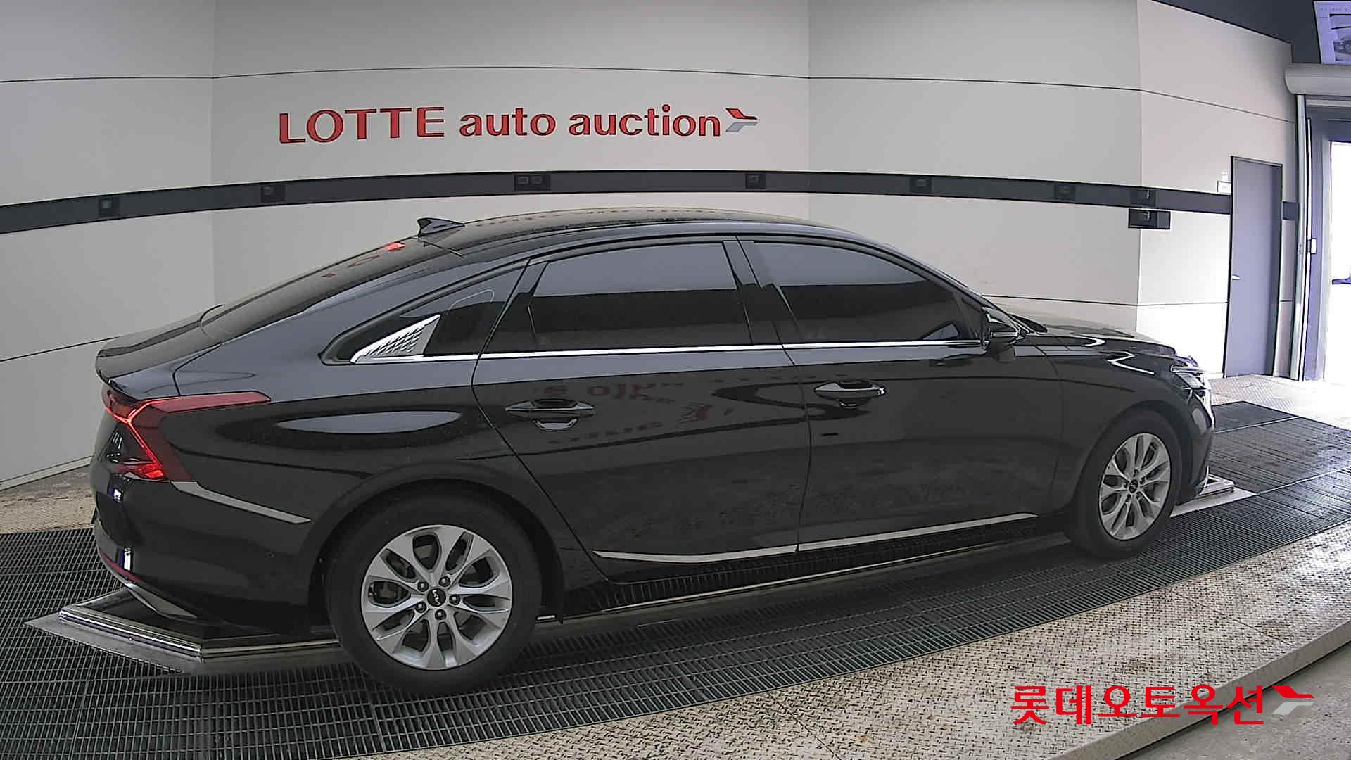 Kia K8 2022 - Image 20