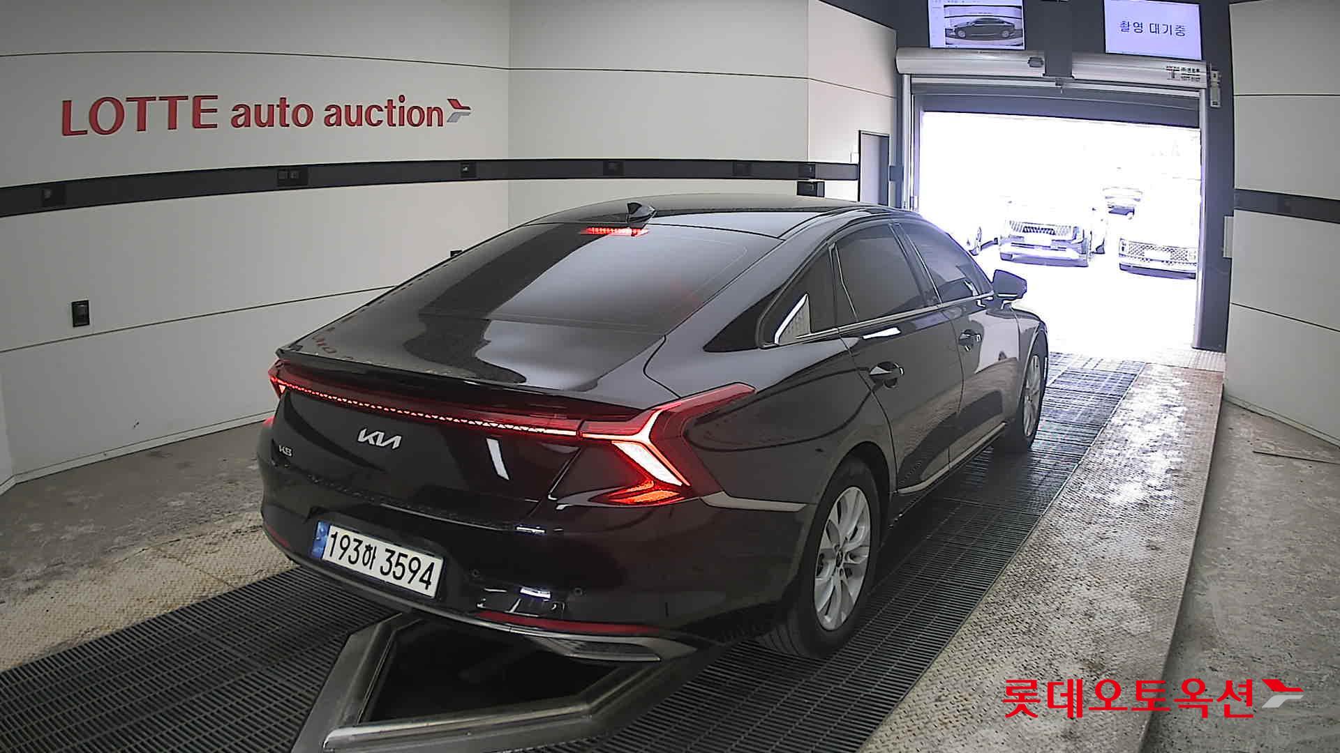 Kia K8 2022 - Image 18