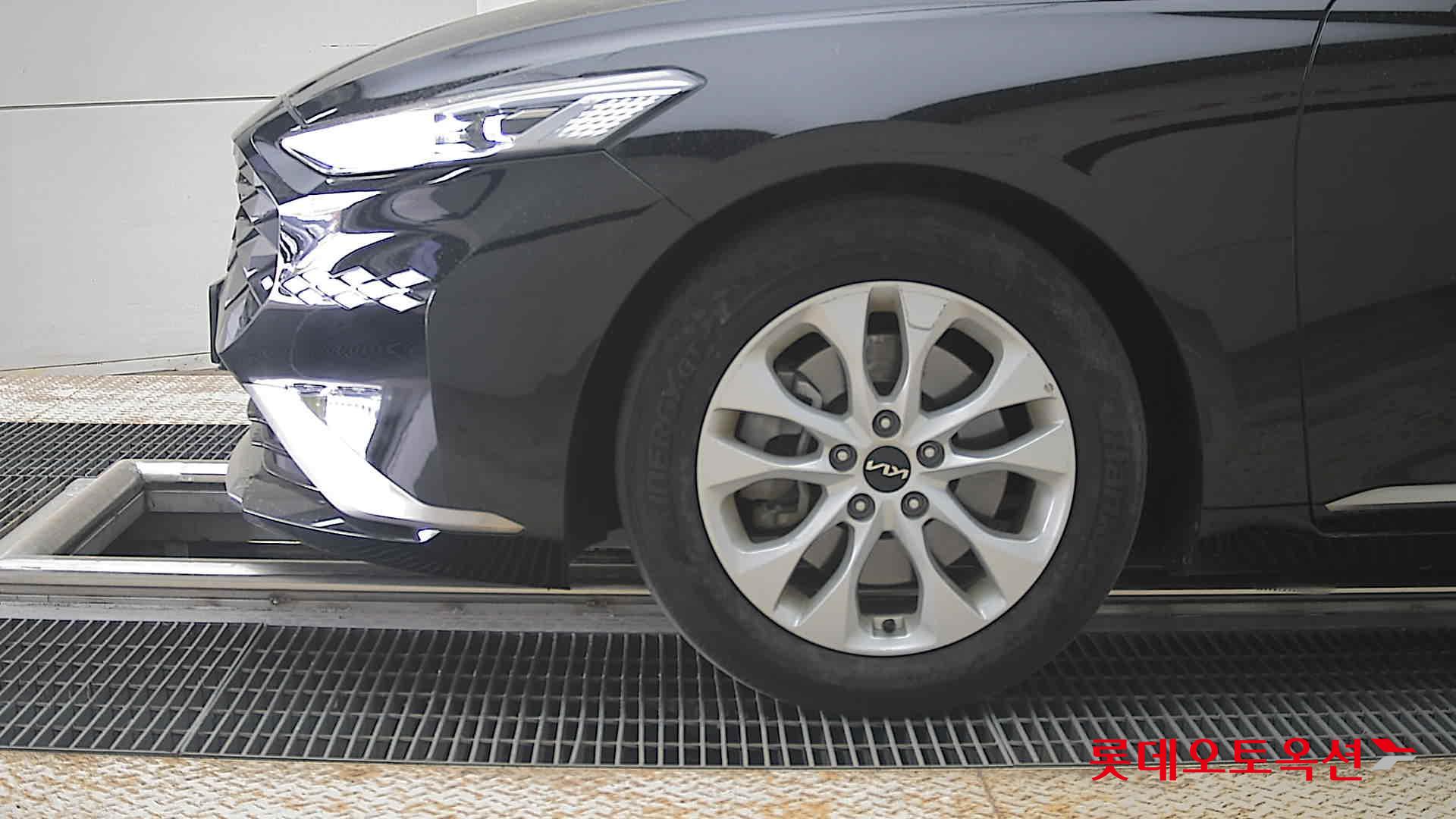 Kia K8 2022 - Image 25