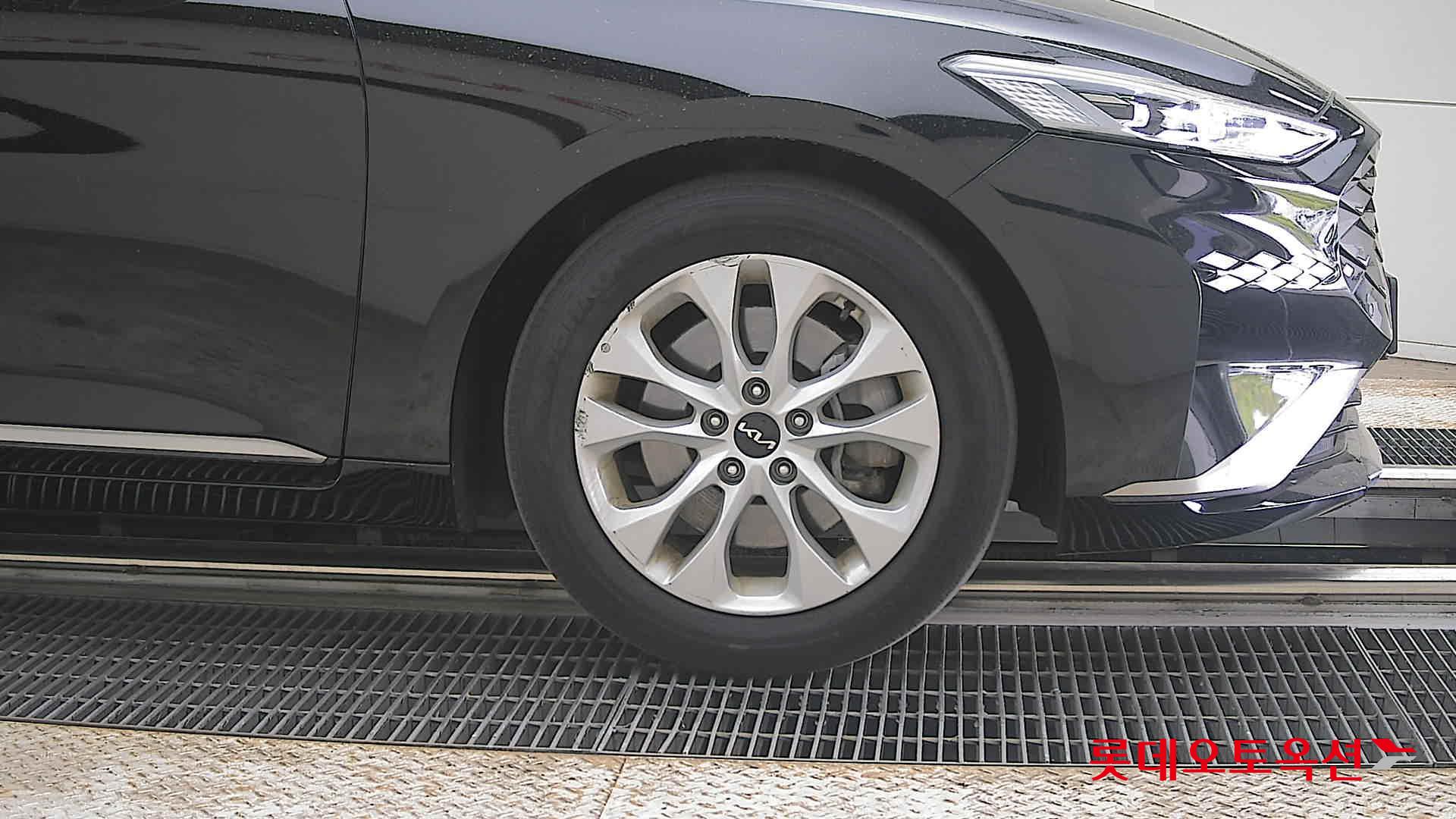 Kia K8 2022 - Image 27