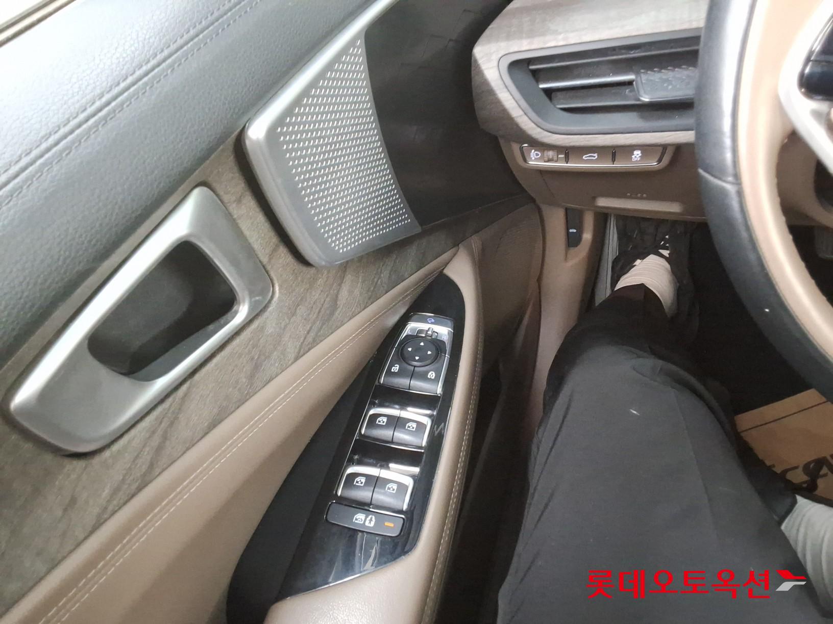 Kia K8 2022 - Image 29