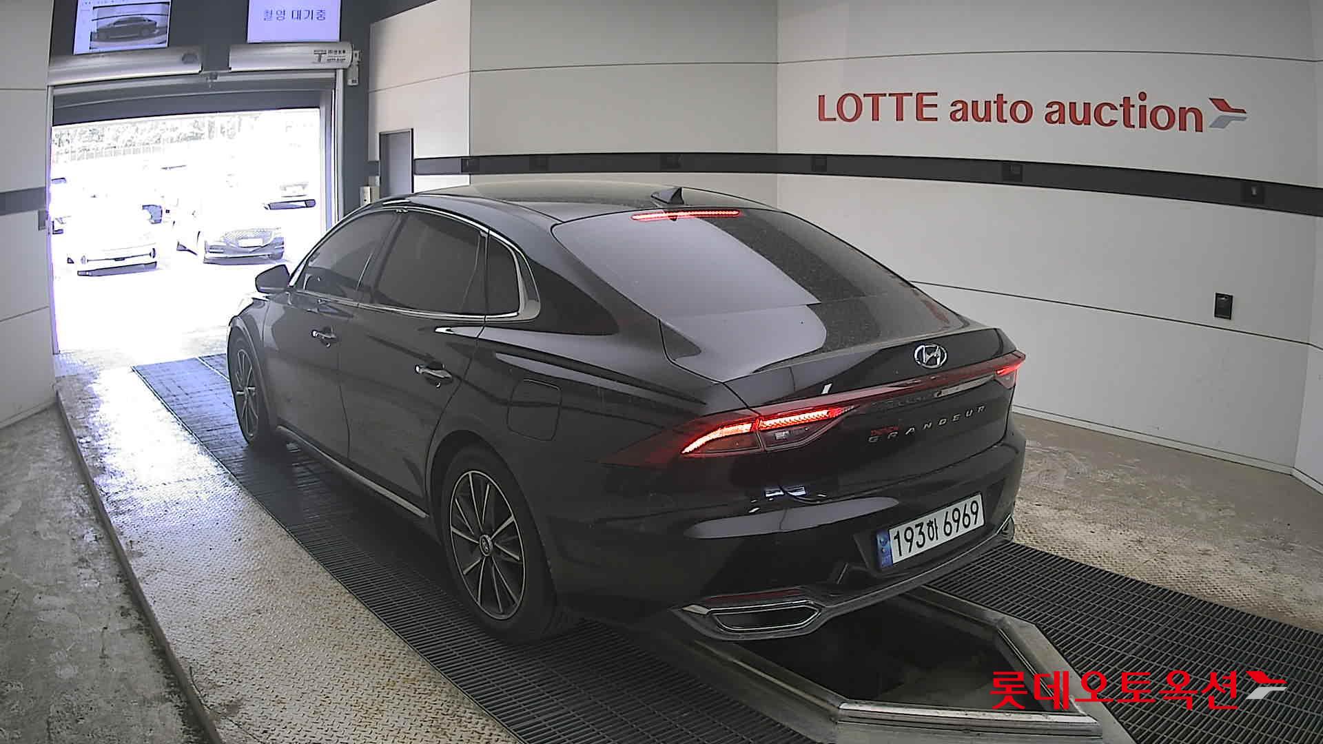 Hyundai Grandeur 2022 - Image 4