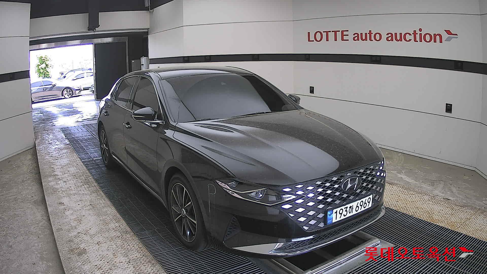 Hyundai Grandeur 2022 - Image 24