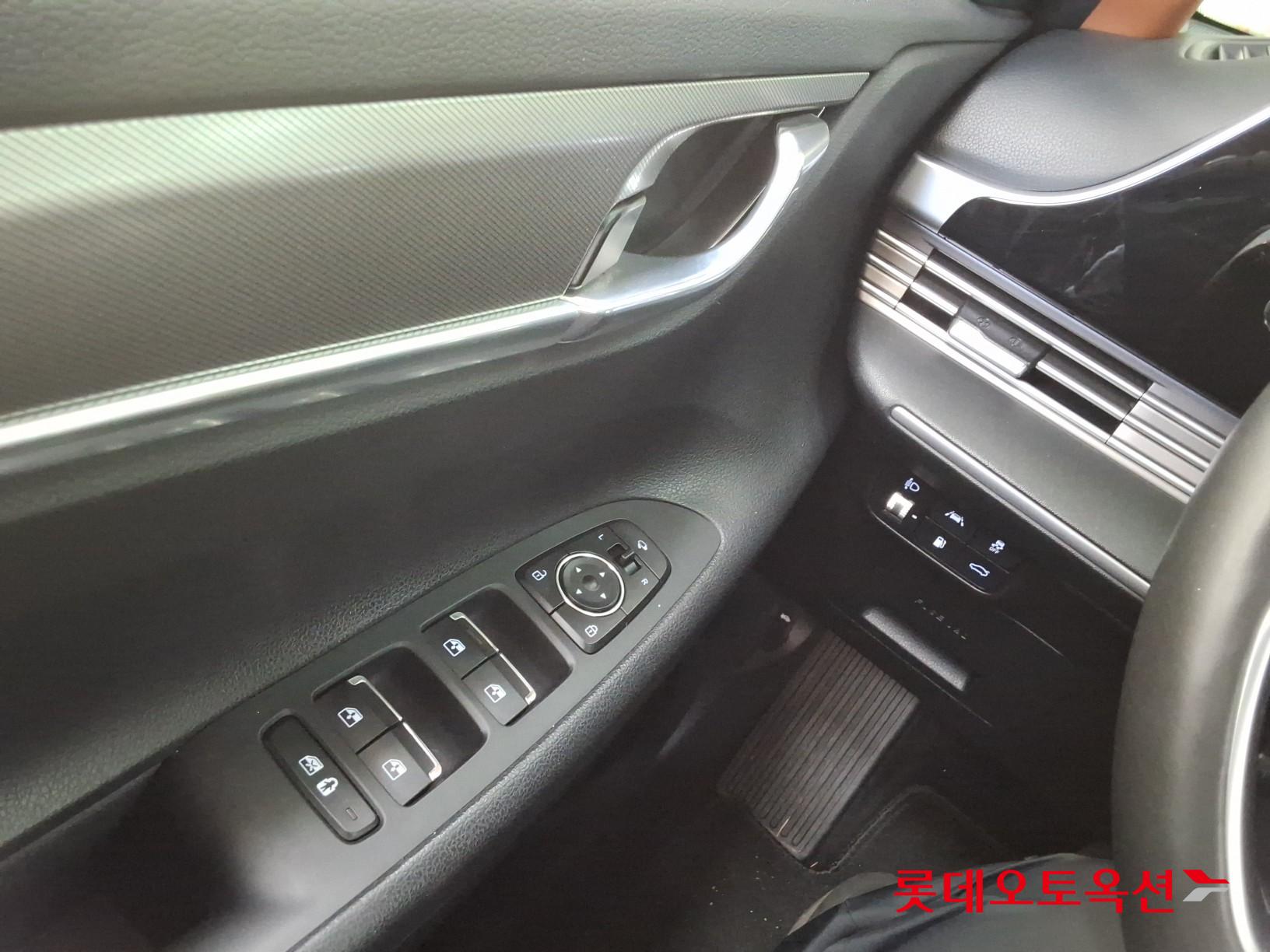 Hyundai Grandeur 2022 - Image 29